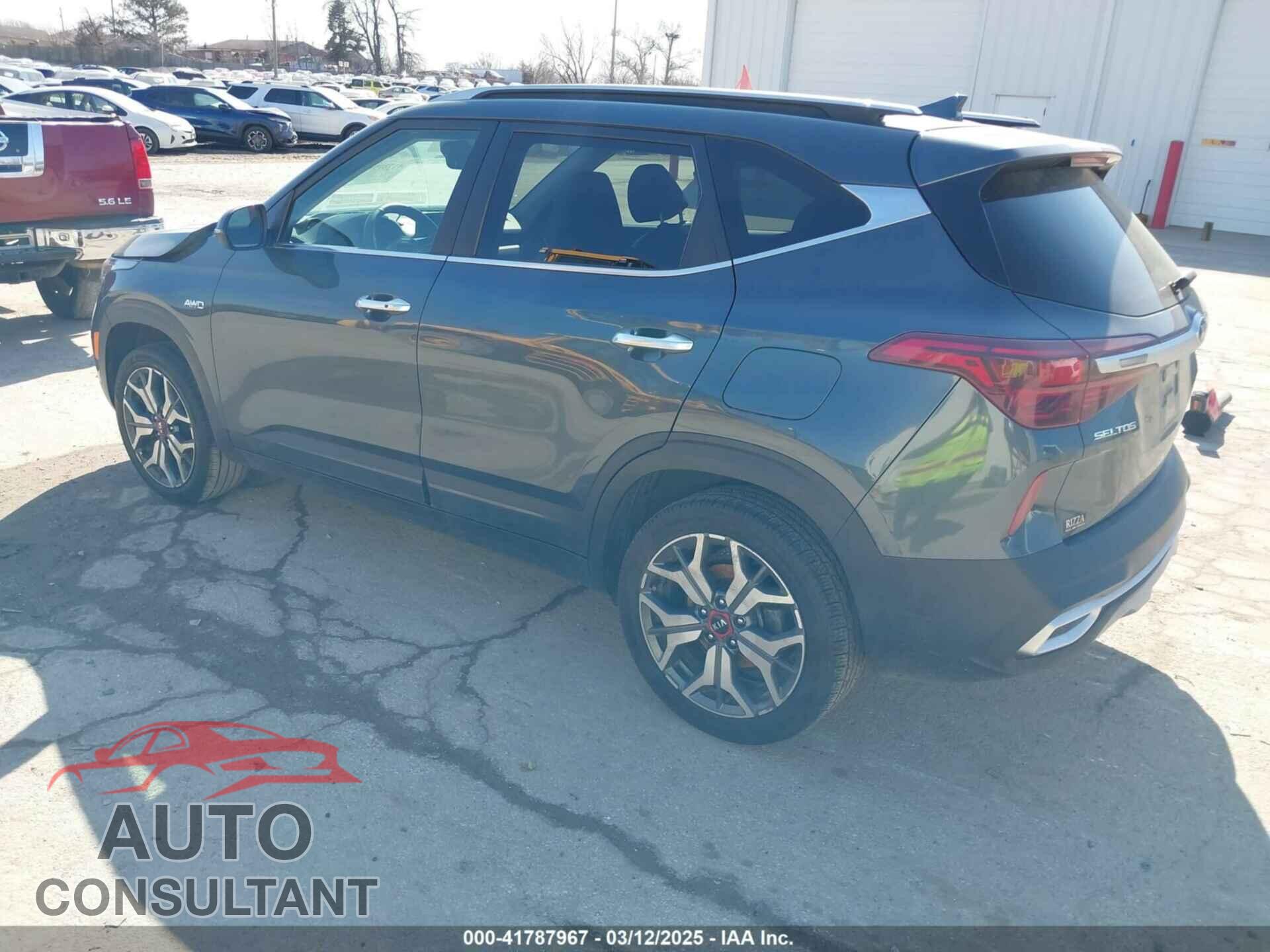KIA SELTOS 2021 - KNDETCA24M7116667