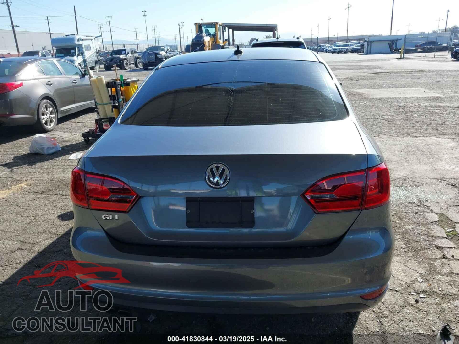VOLKSWAGEN JETTA 2012 - 3VW4A7AJ5CM085902