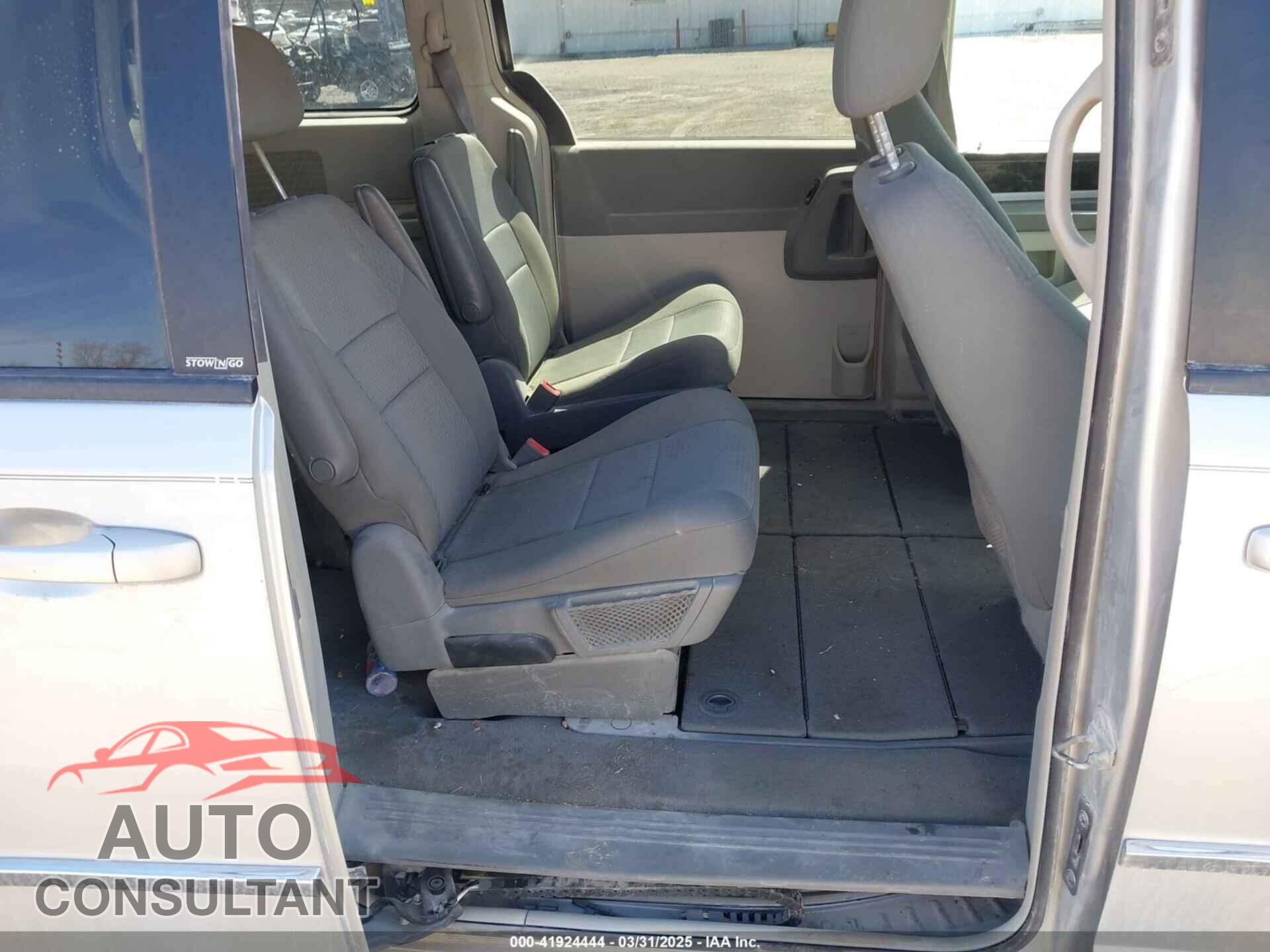 DODGE GRAND CARAVAN 2010 - 2D4RN5D1XAR107320