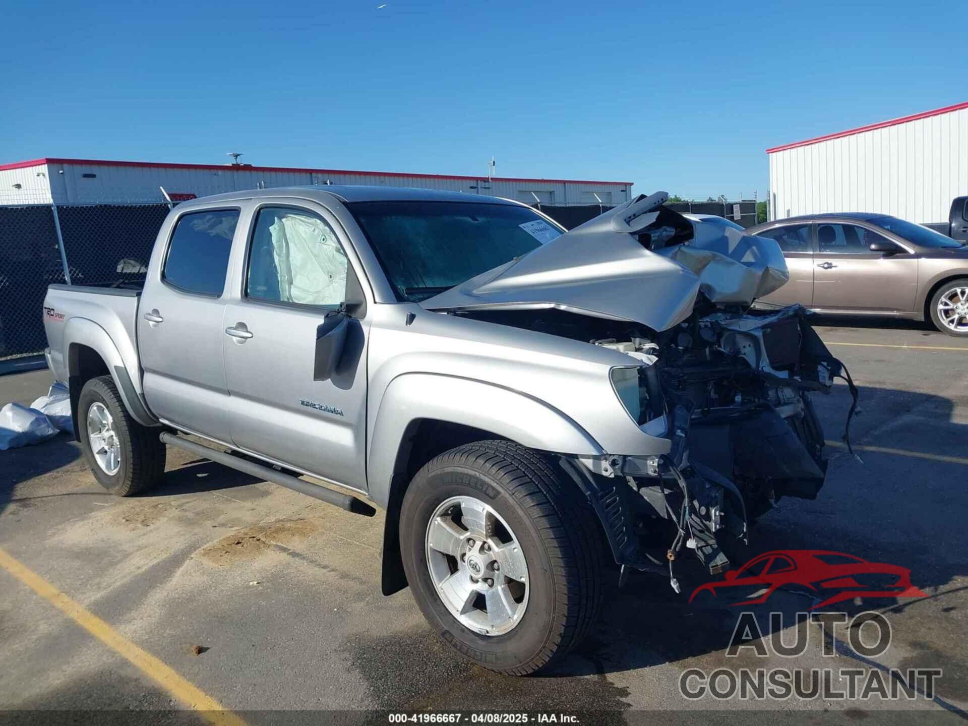 TOYOTA TACOMA 2015 - 3TMJU4GN4FM179618