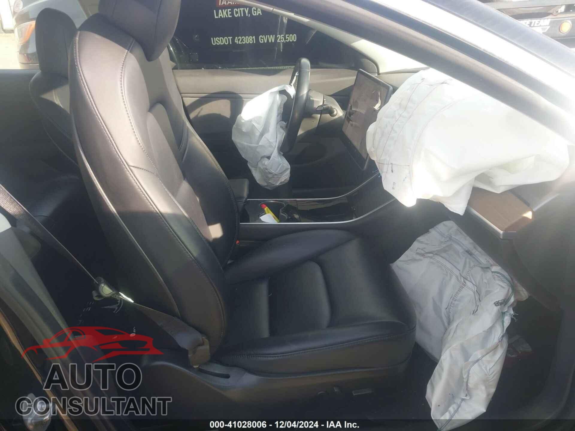TESLA MODEL 3 2019 - 5YJ3E1EA2KF305722