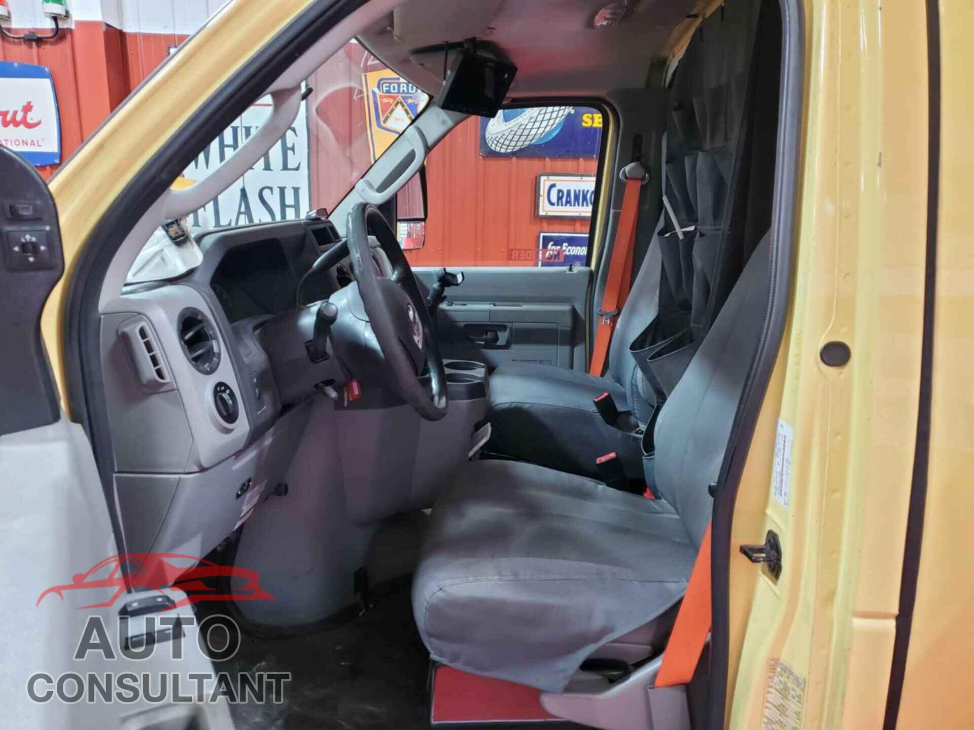 FORD ECONOLINE 2019 - 1FDXE4FS3KDC57743