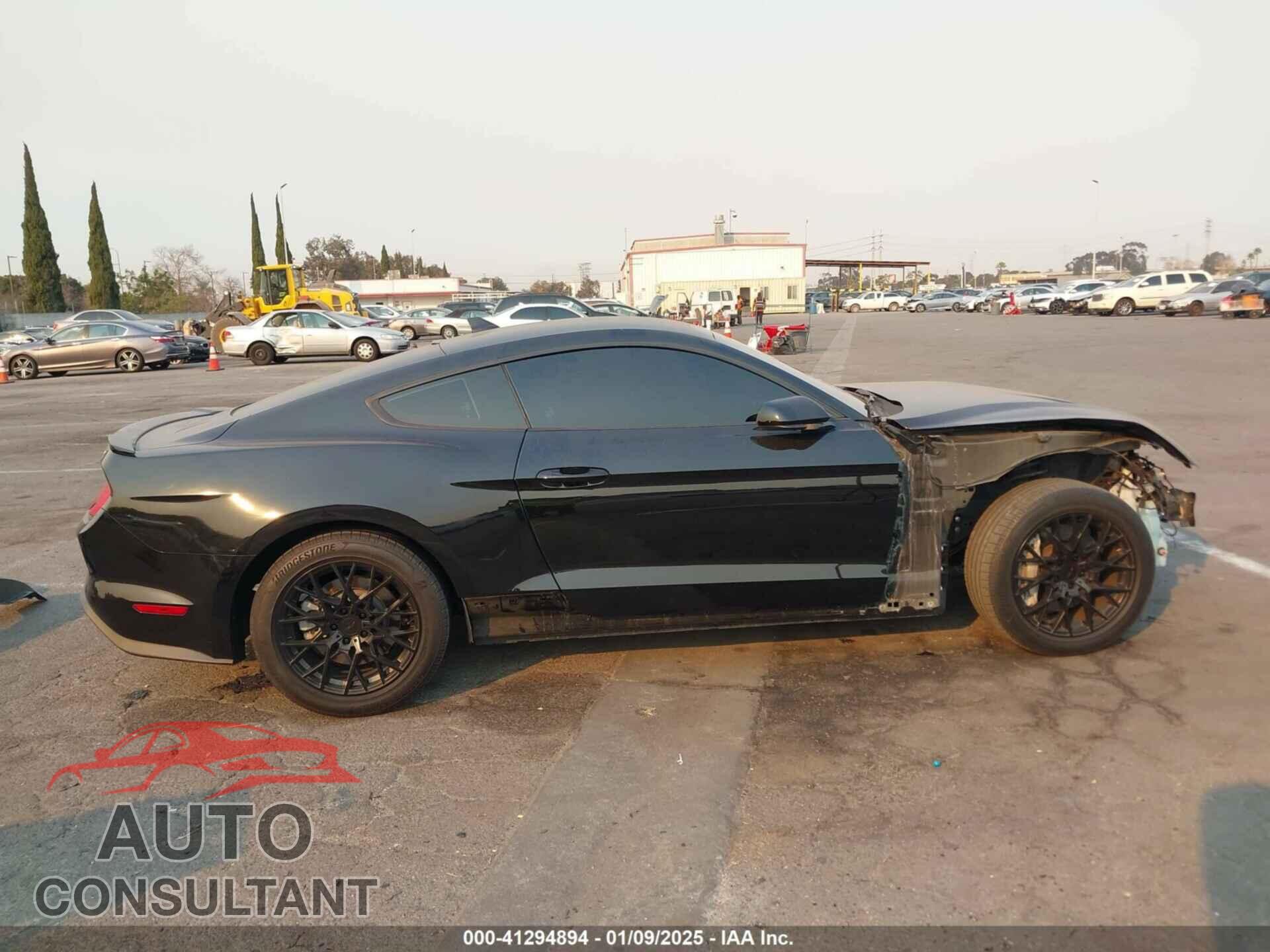 FORD MUSTANG 2020 - 1FA6P8CF7L5186203