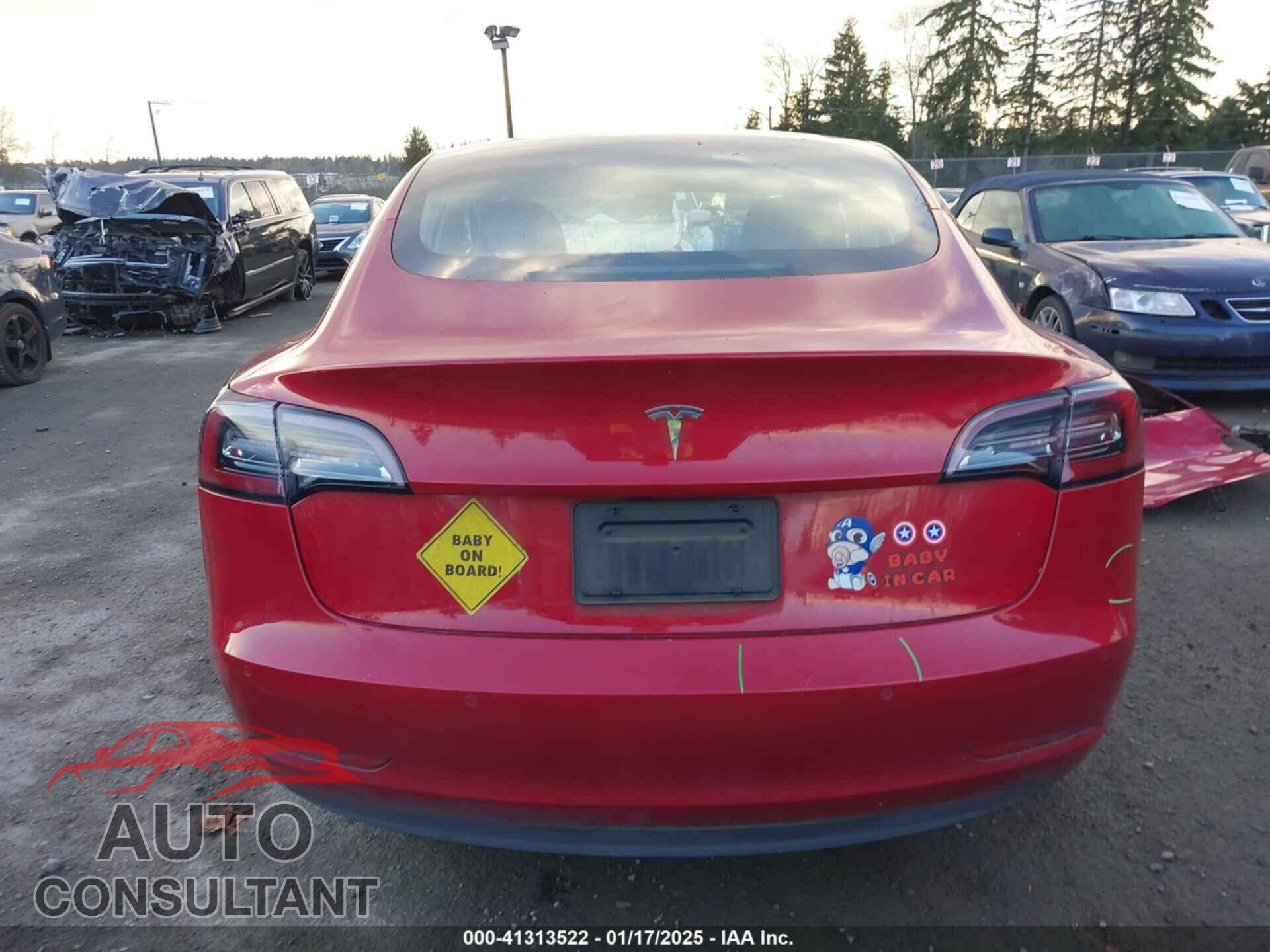 TESLA MODEL 3 2020 - 5YJ3E1EA9LF705682