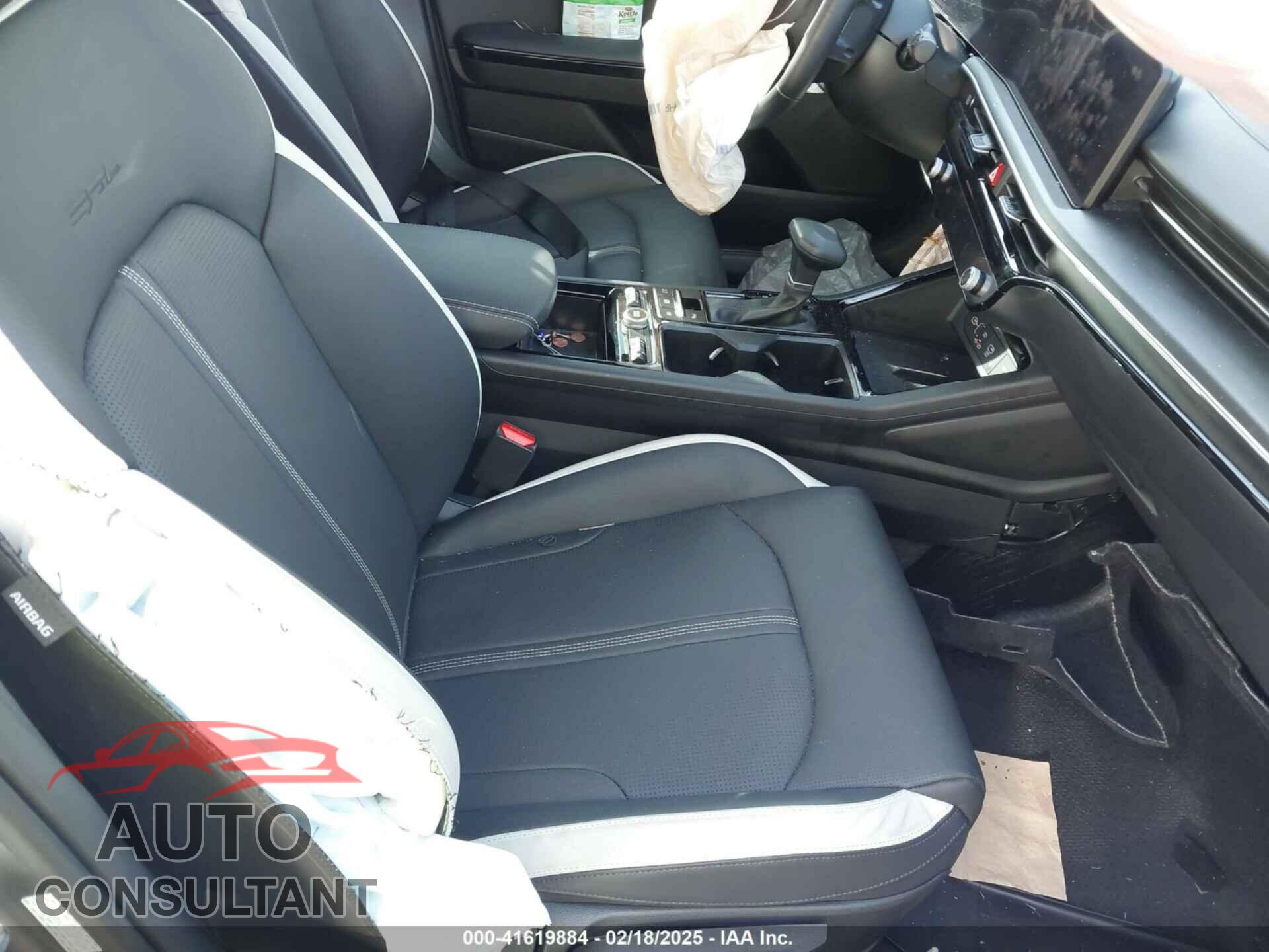 KIA K5 2025 - KNAG64J76S5291204