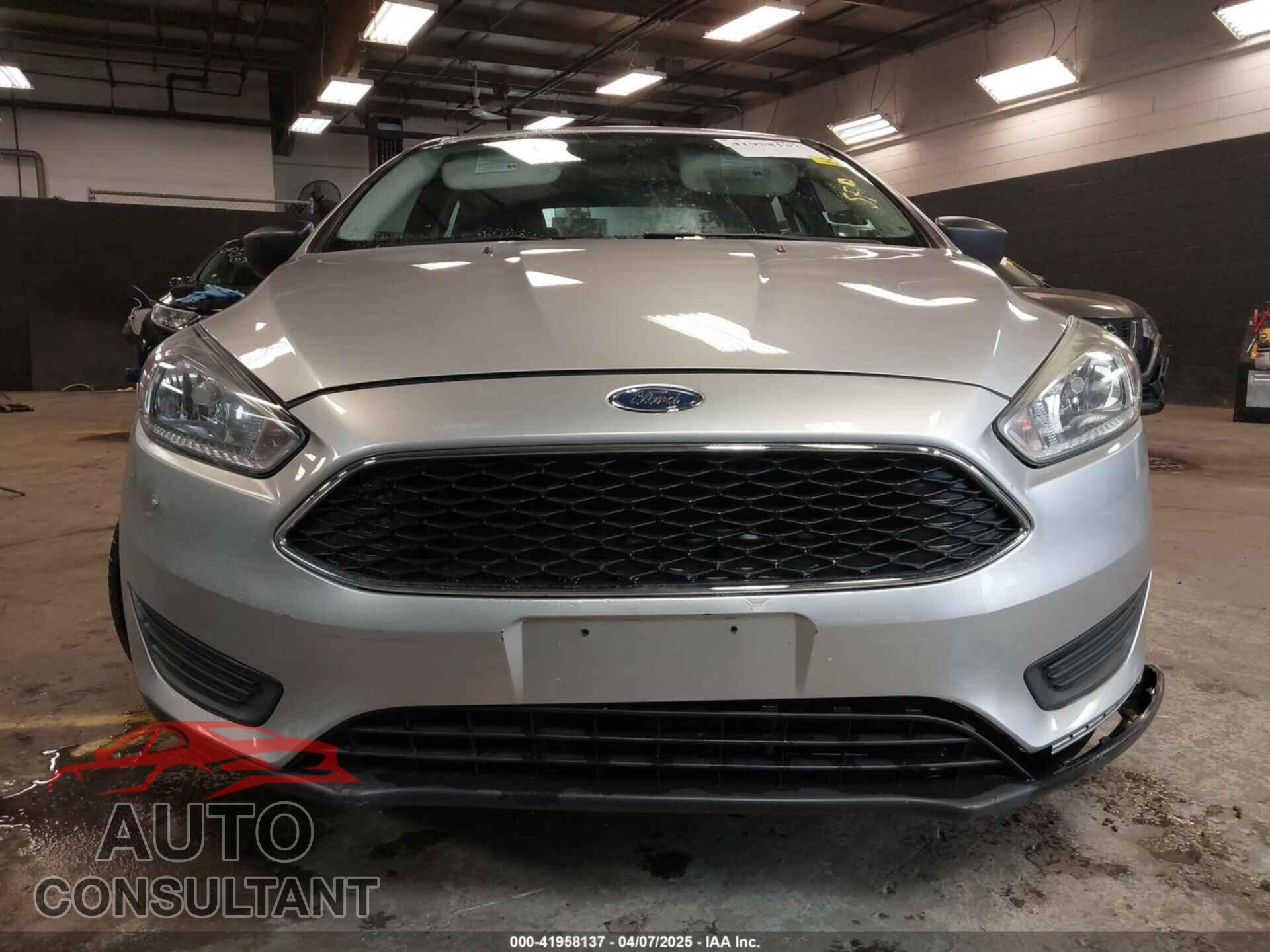 FORD FOCUS 2016 - 1FADP3E22GL390039