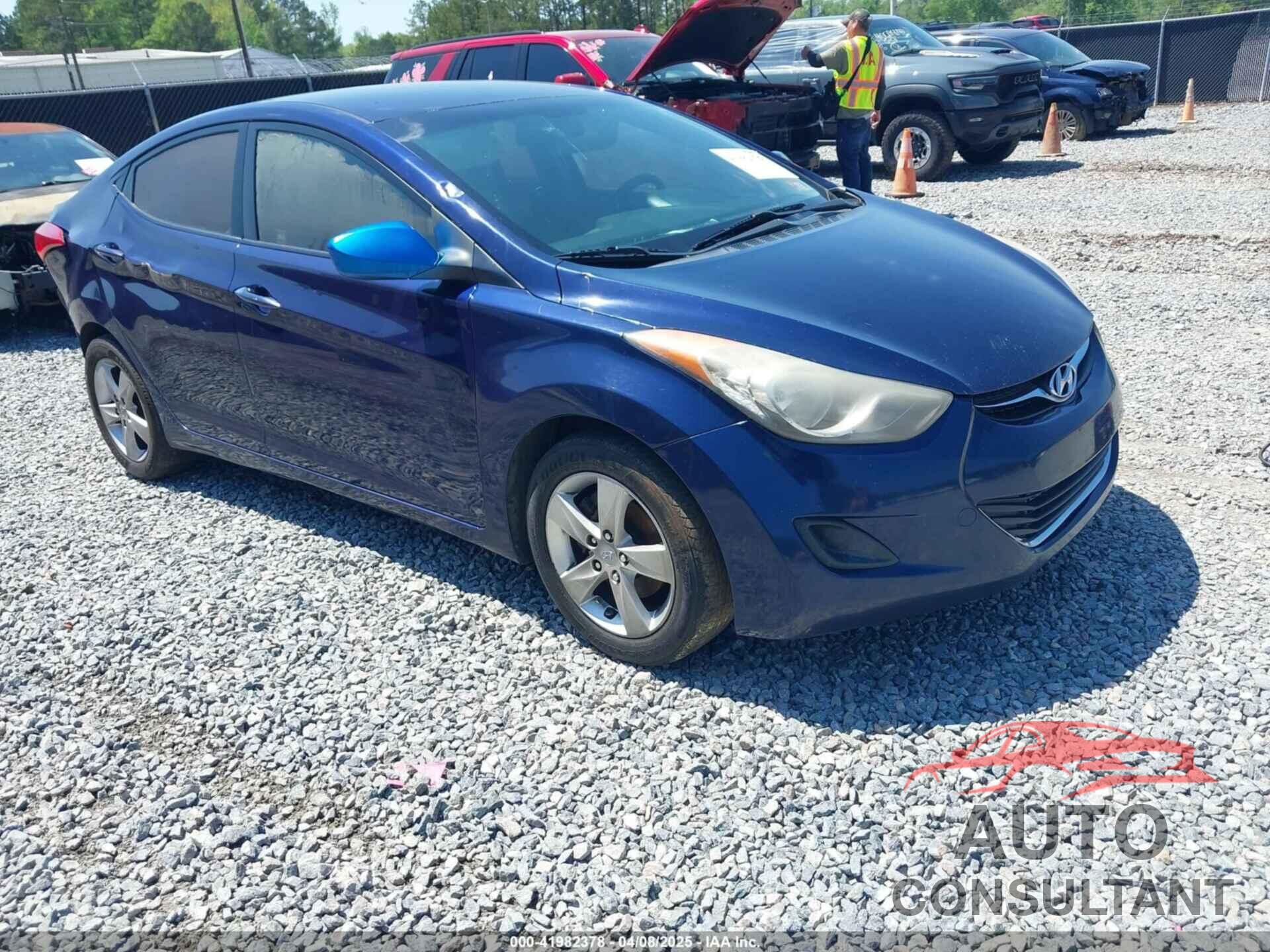 HYUNDAI ELANTRA 2011 - 5NPDH4AE0BH049409