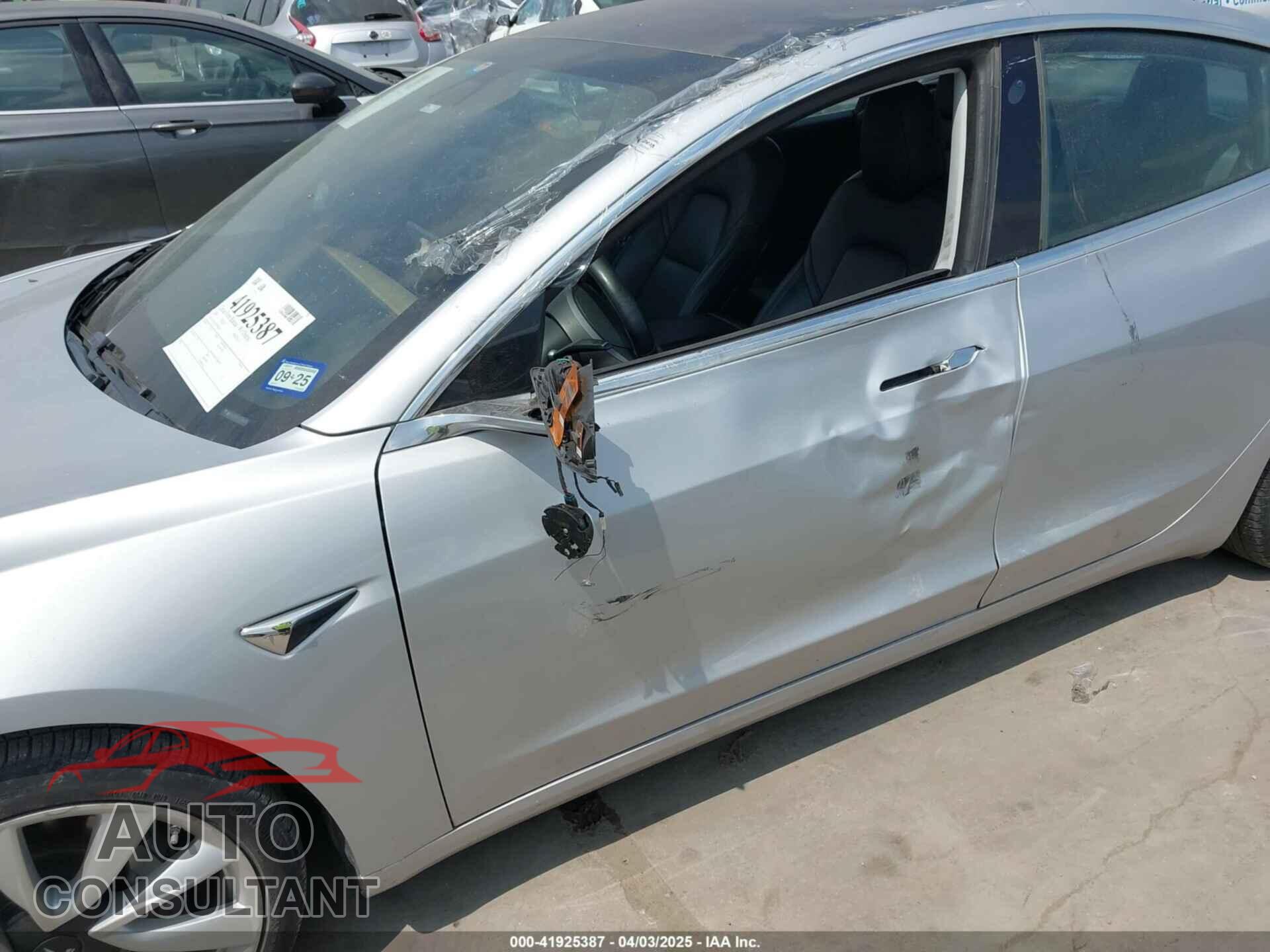TESLA MODEL 3 2018 - 5YJ3E1EAXJF060683