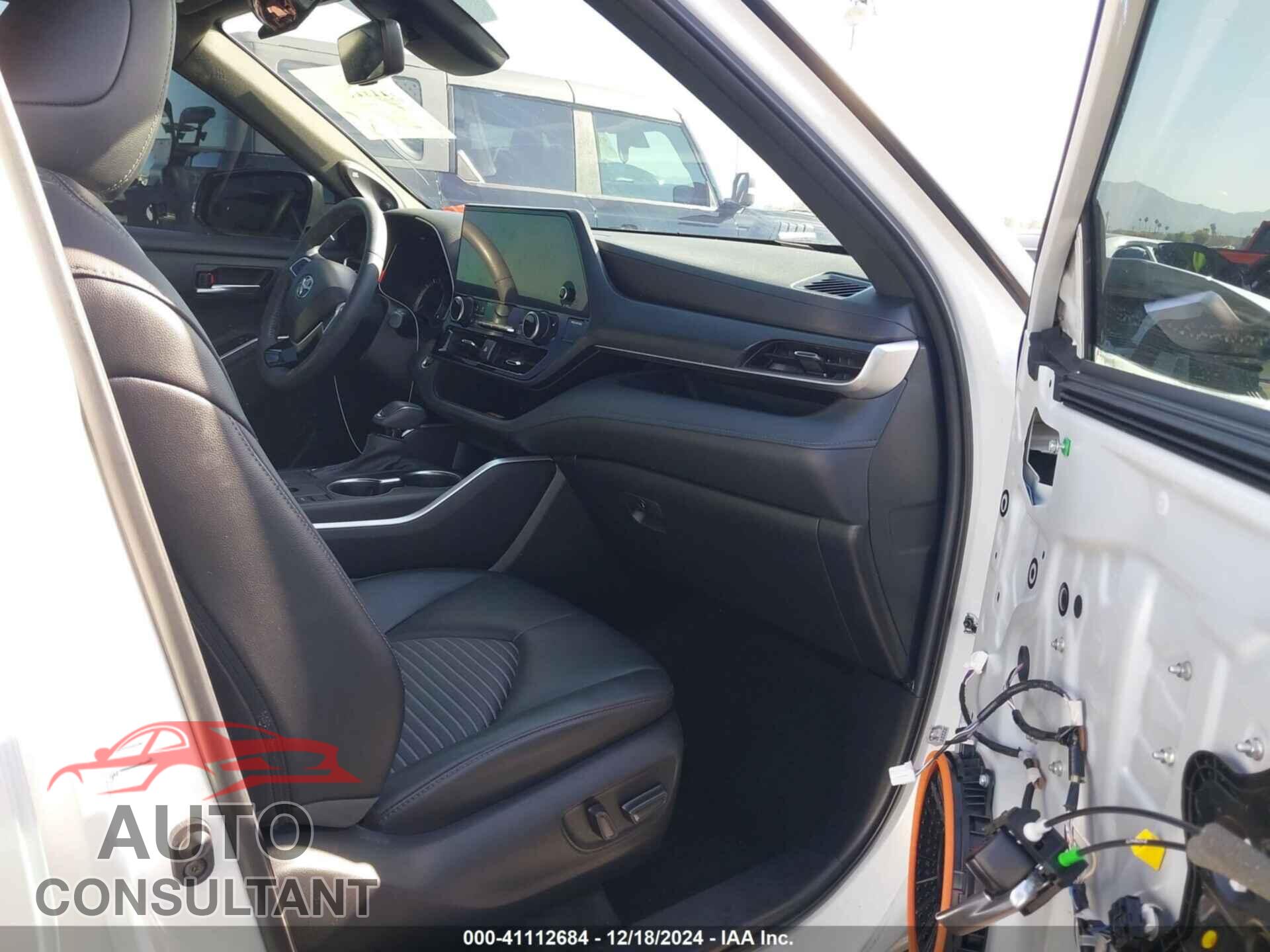 TOYOTA HIGHLANDER 2023 - 5TDKDRAH1PS508071