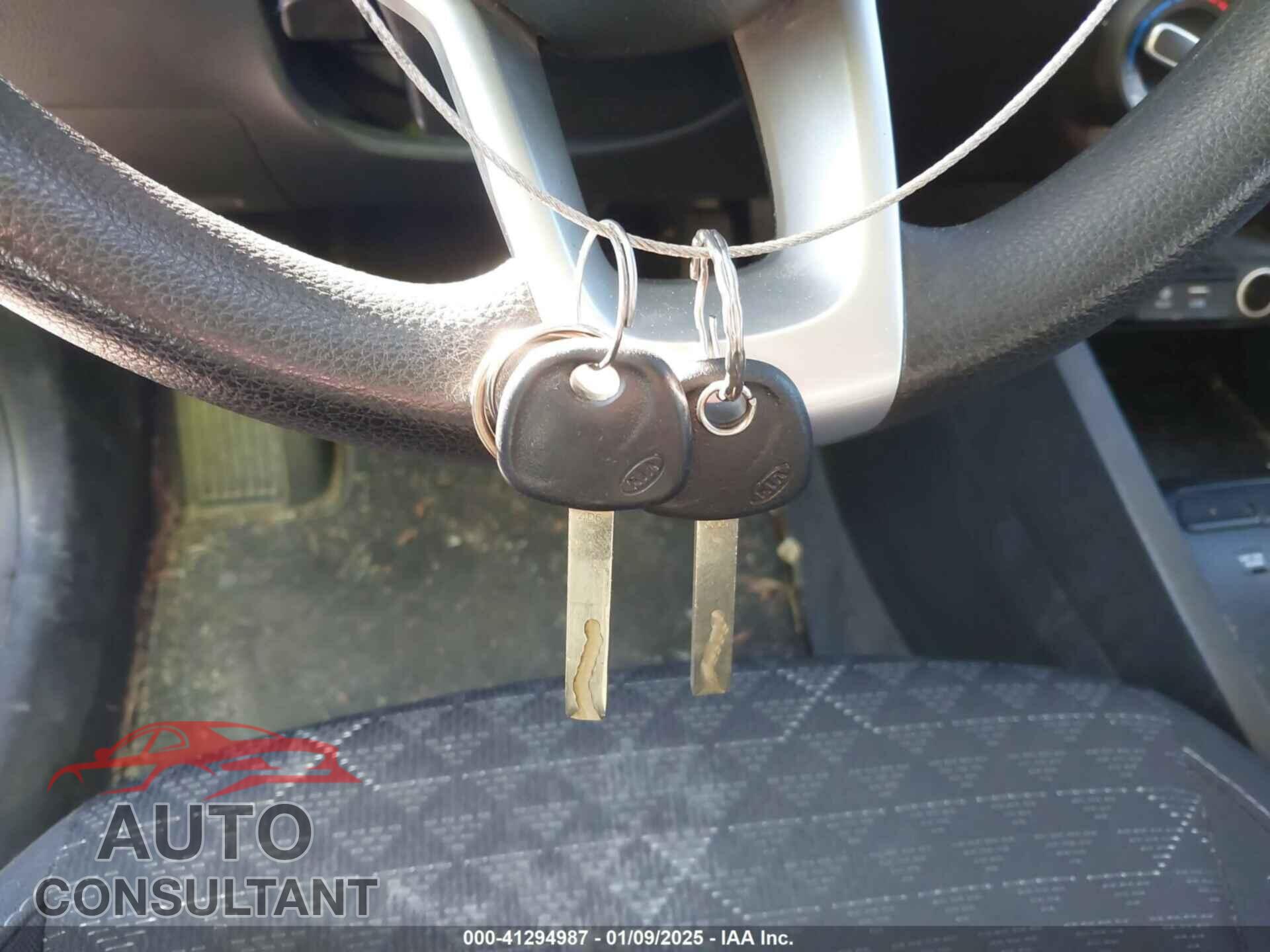 KIA RIO 2019 - 3KPA24AB9KE221404