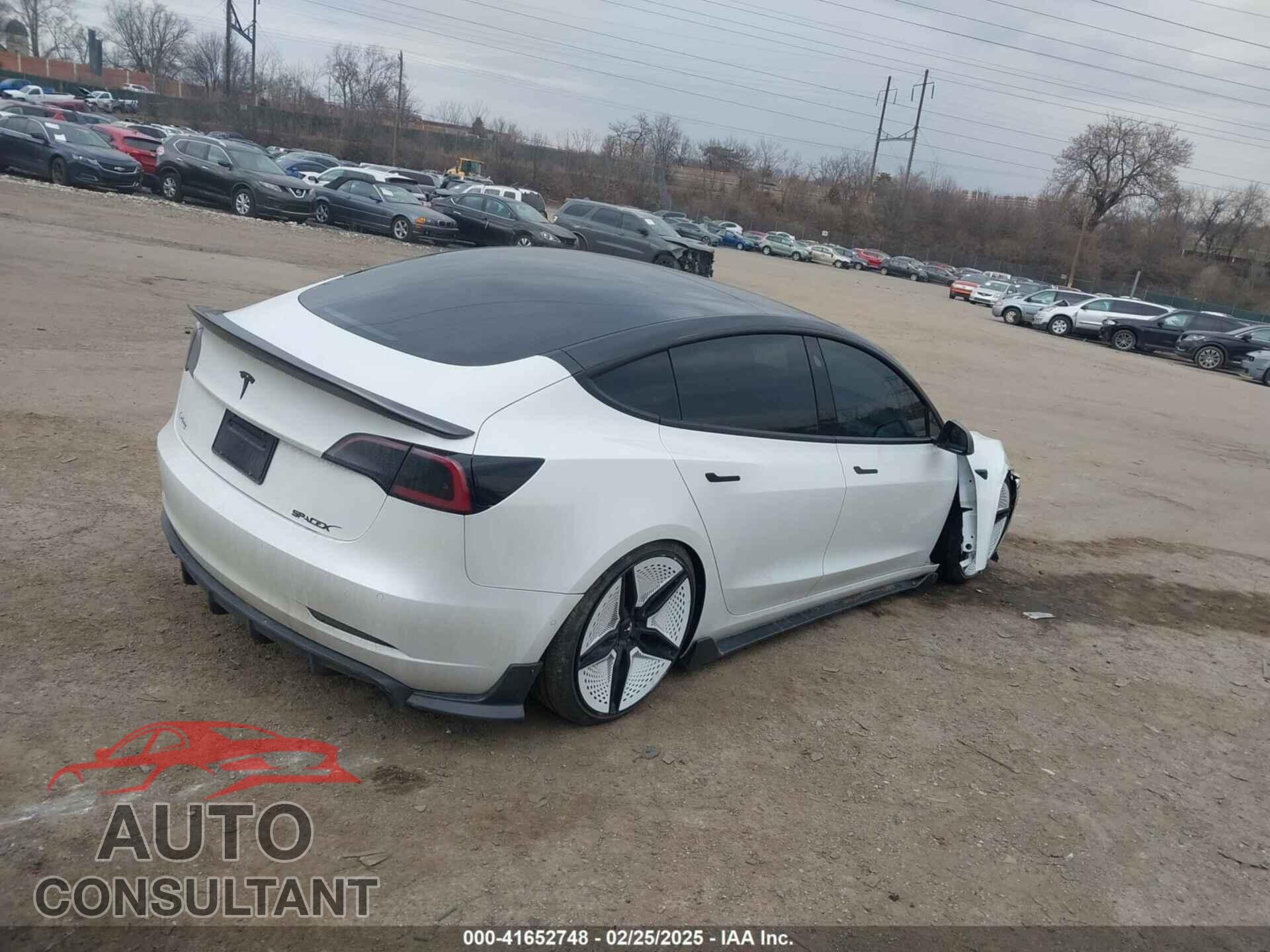 TESLA MODEL 3 2021 - 5YJ3E1EC5MF059625