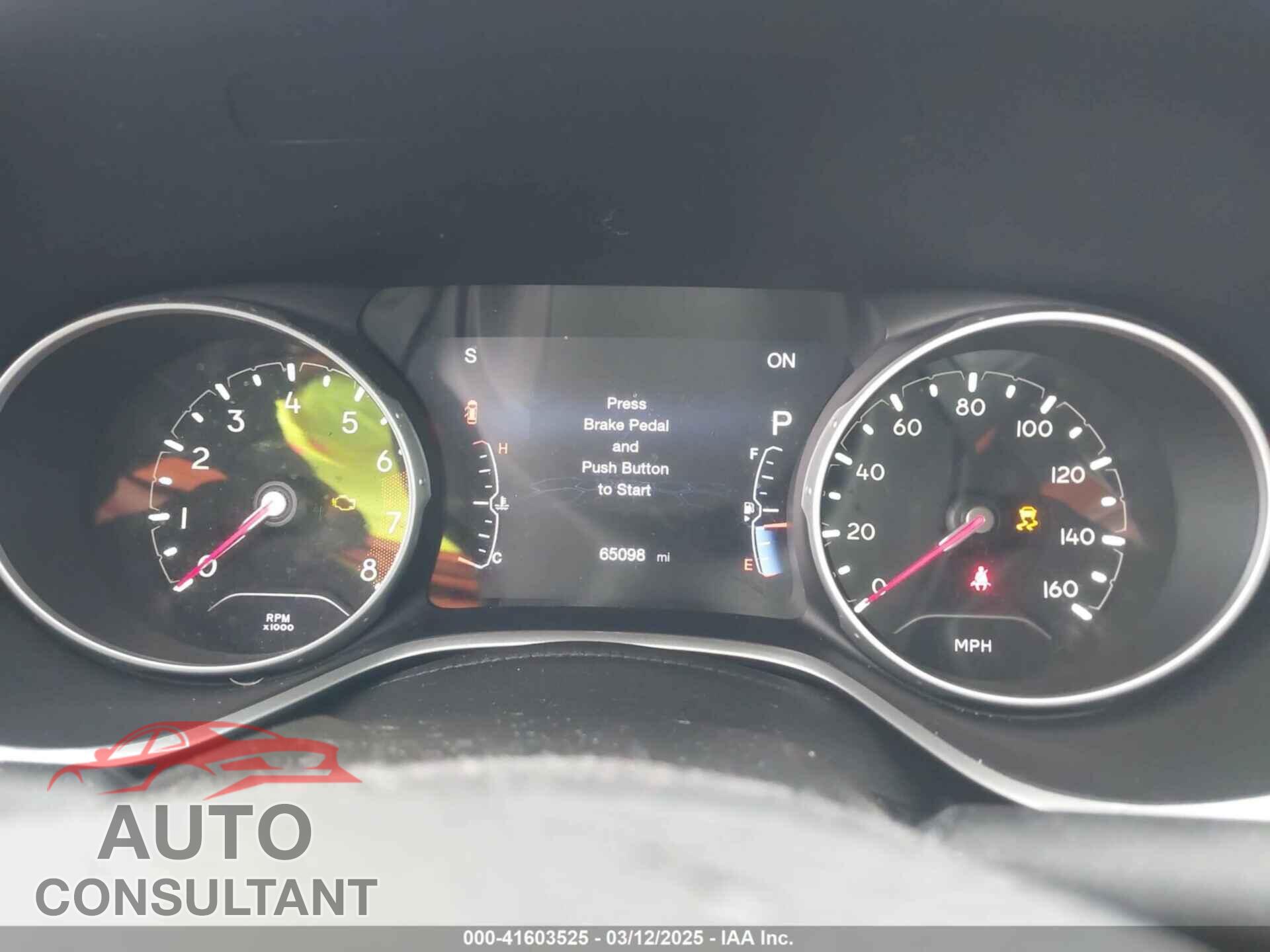 JEEP COMPASS 2018 - 3C4NJDBB0JT116019