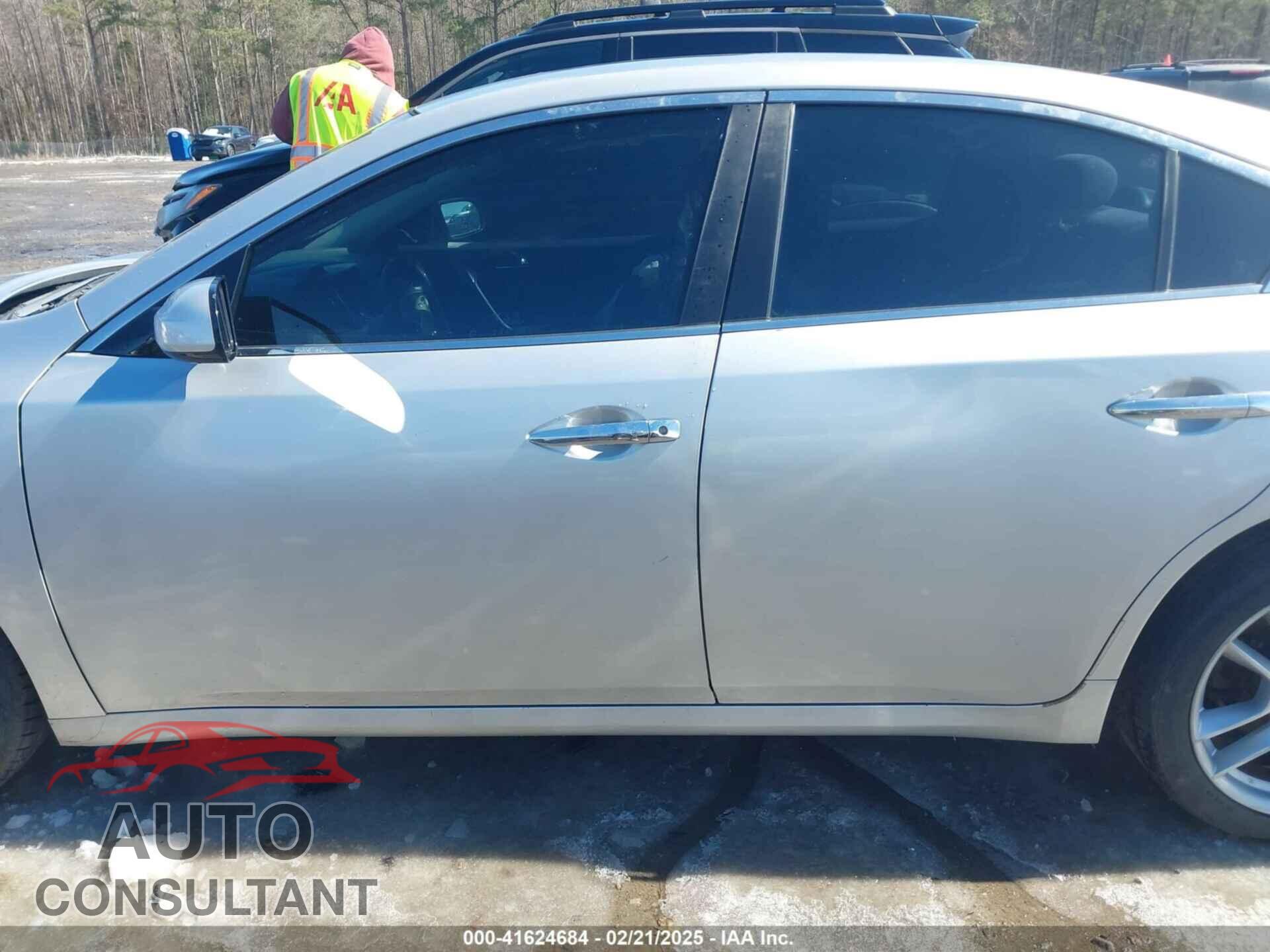 NISSAN MAXIMA 2011 - 1N4AA5AP0BC802050
