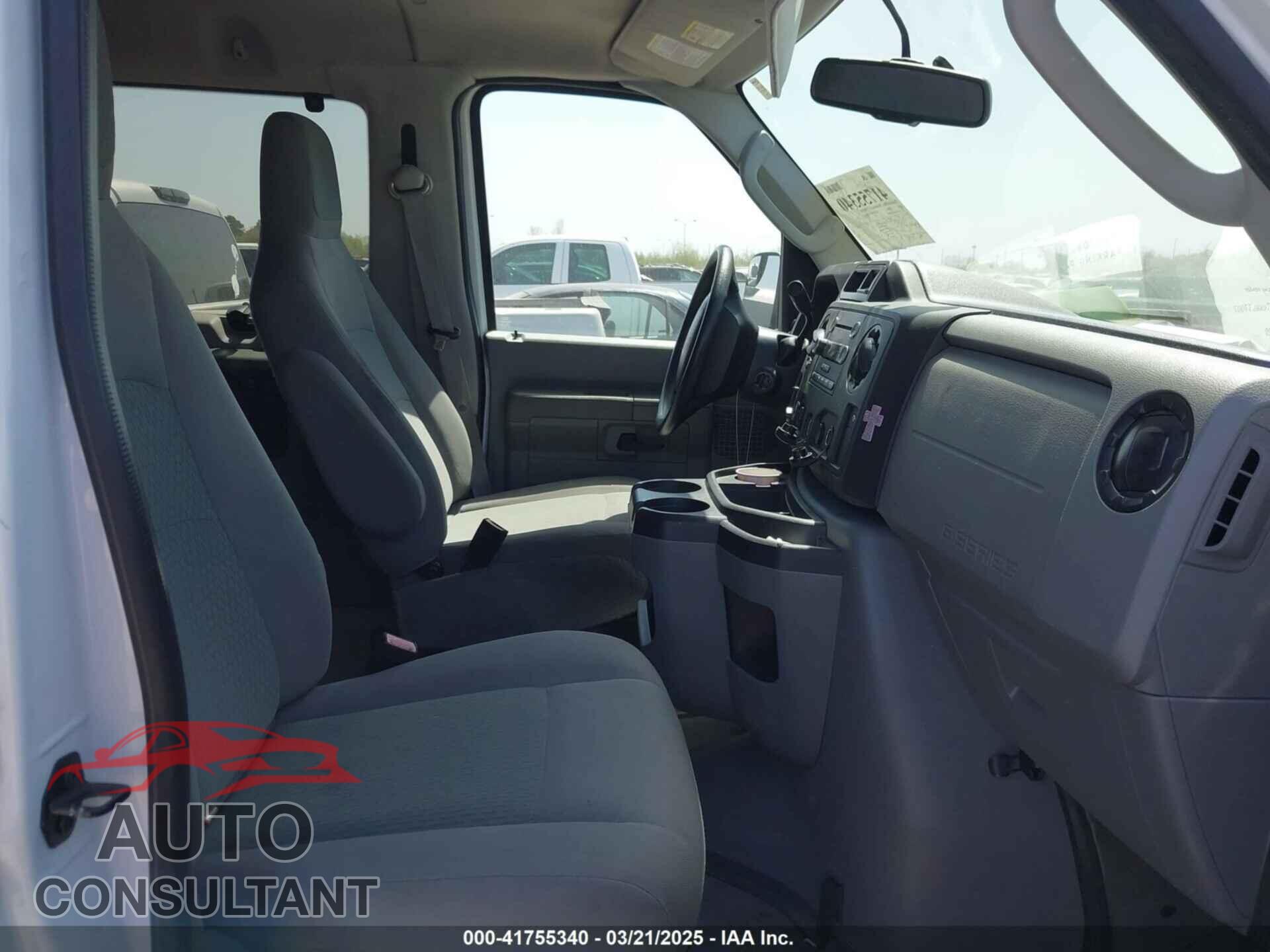 FORD E-350 SUPER DUTY 2014 - 1FBSS3BL8EDA89879