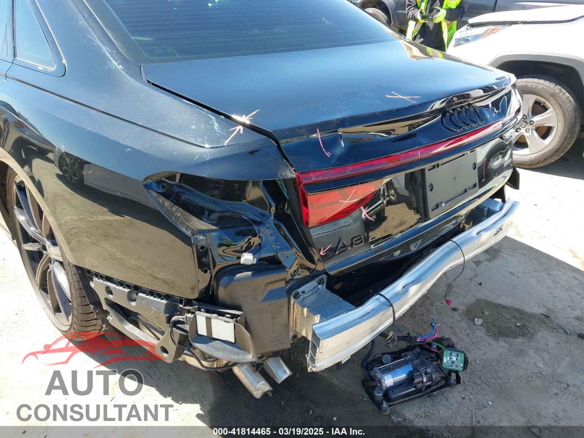 AUDI A8 2024 - WAULDAF88RN014956