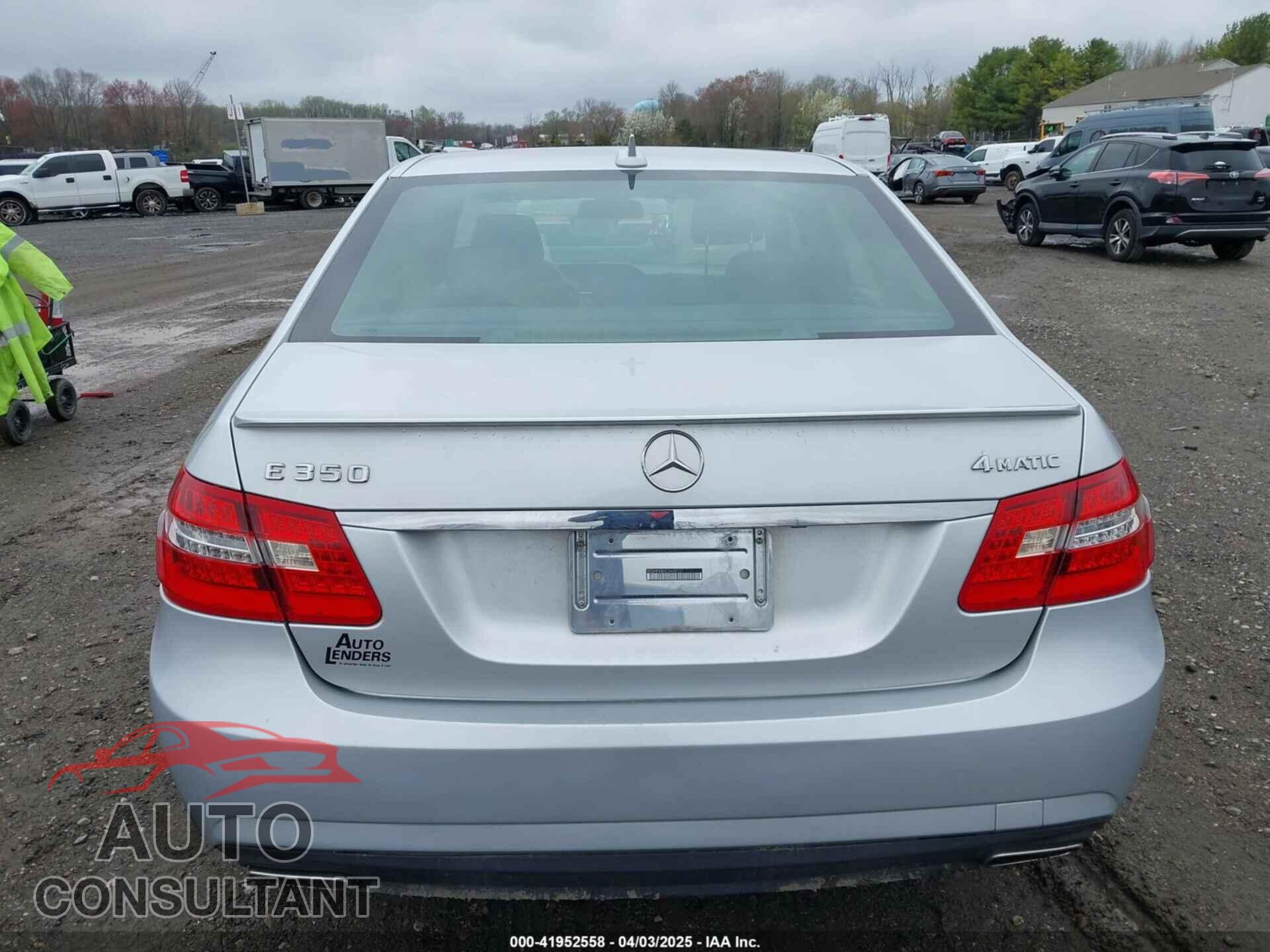 MERCEDES-BENZ E 350 2012 - WDDHF8JB2CA655121