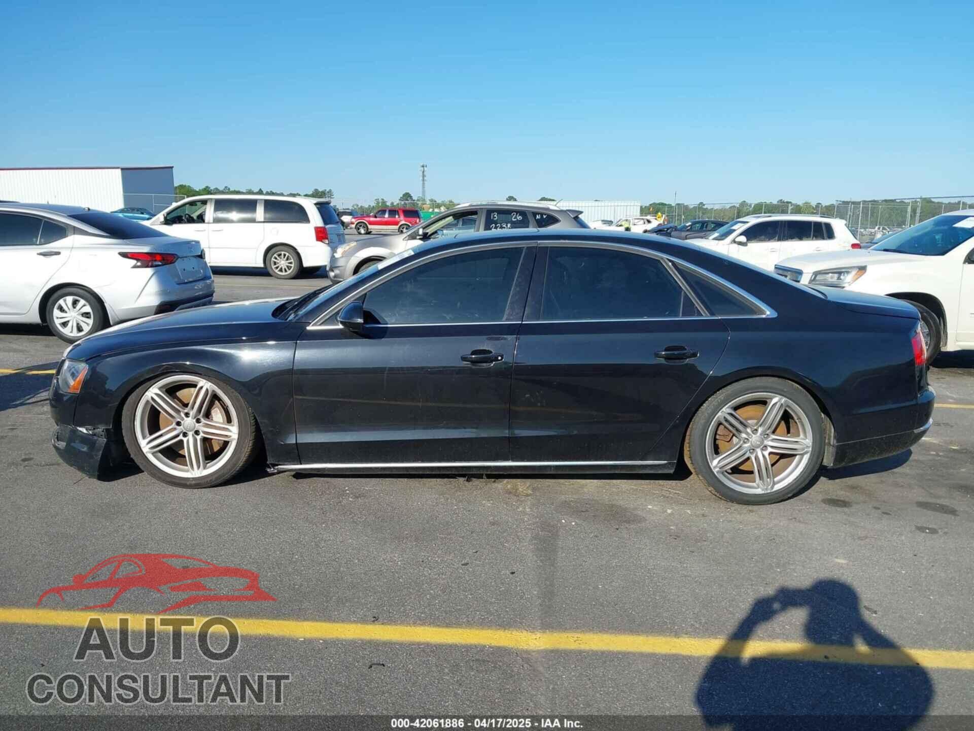 AUDI A8 2012 - WAUAVAFD0CN018847