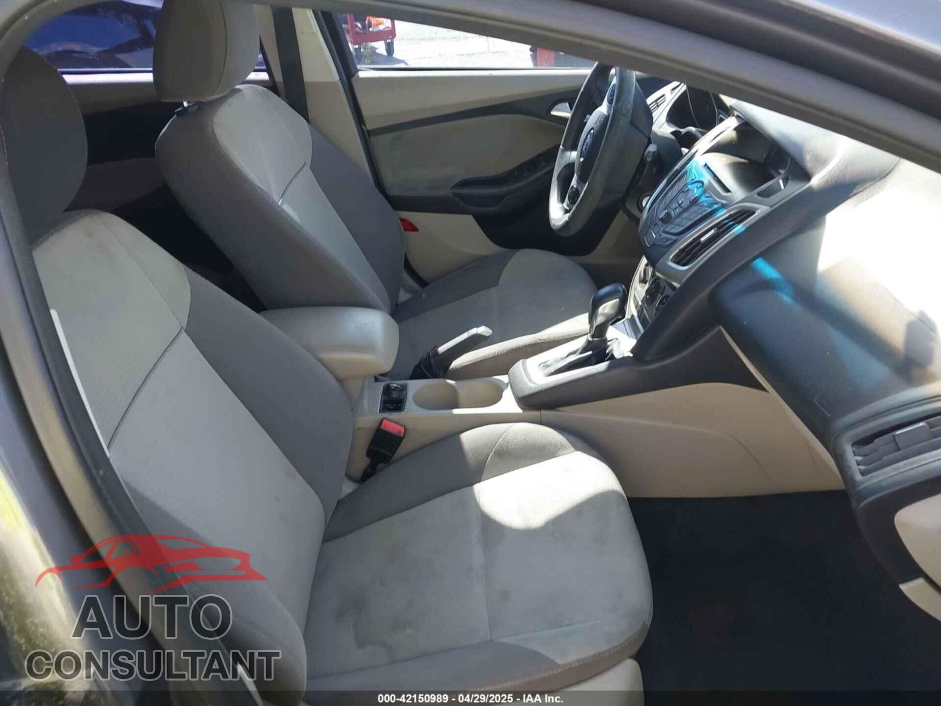 FORD FOCUS 2014 - 1FADP3K21EL200233