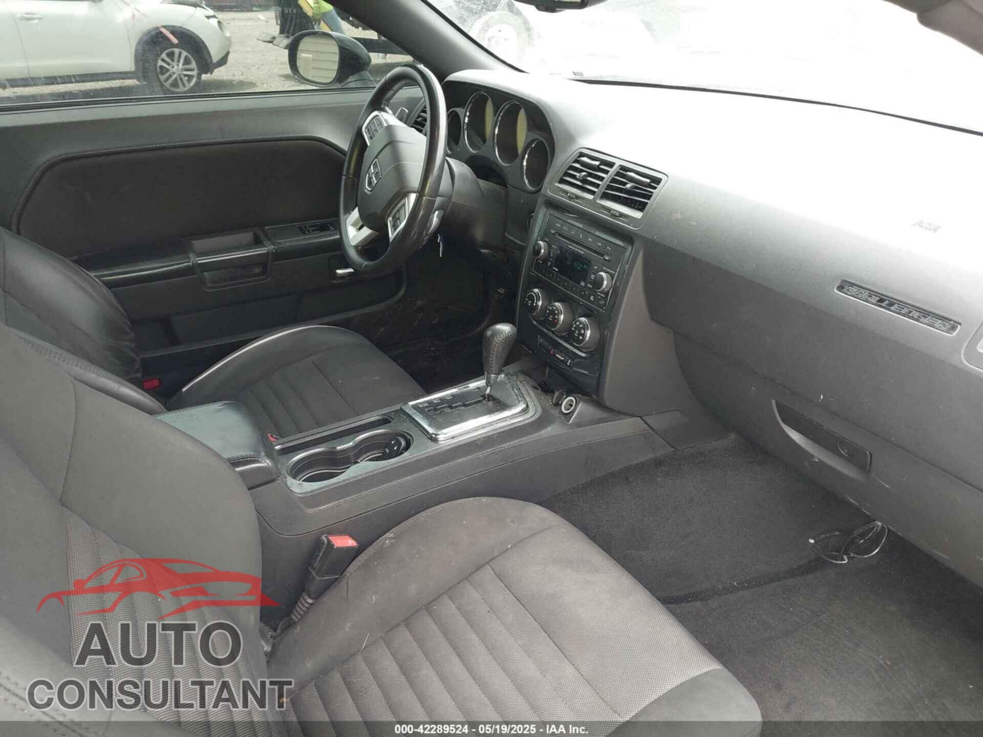 DODGE CHALLENGER 2013 - 2C3CDYAG6DH641462