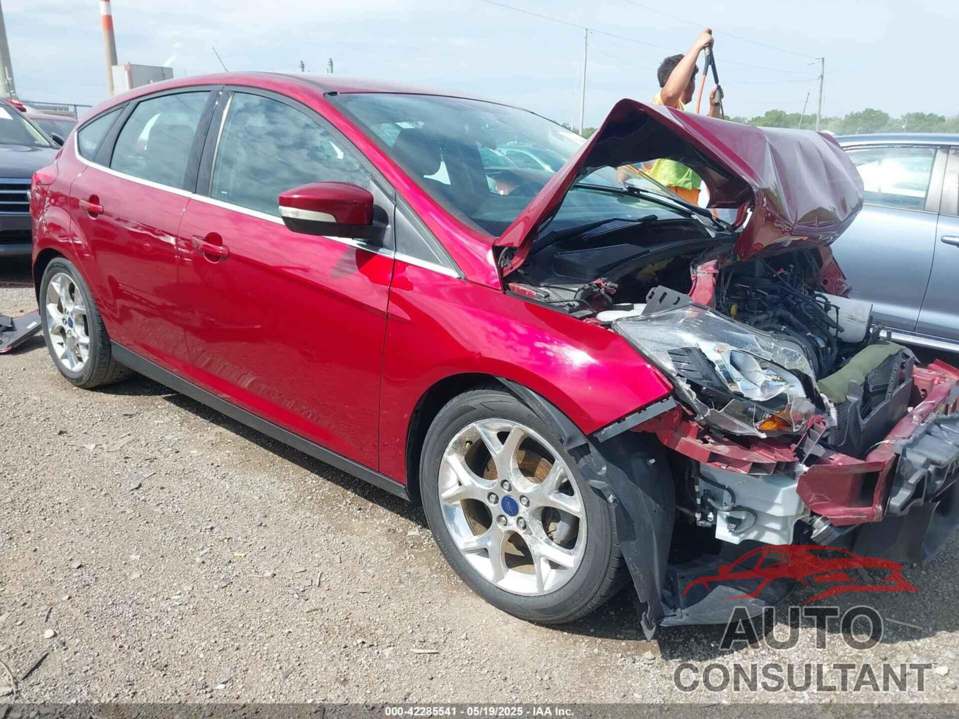 FORD FOCUS 2014 - 1FADP3N28EL181434