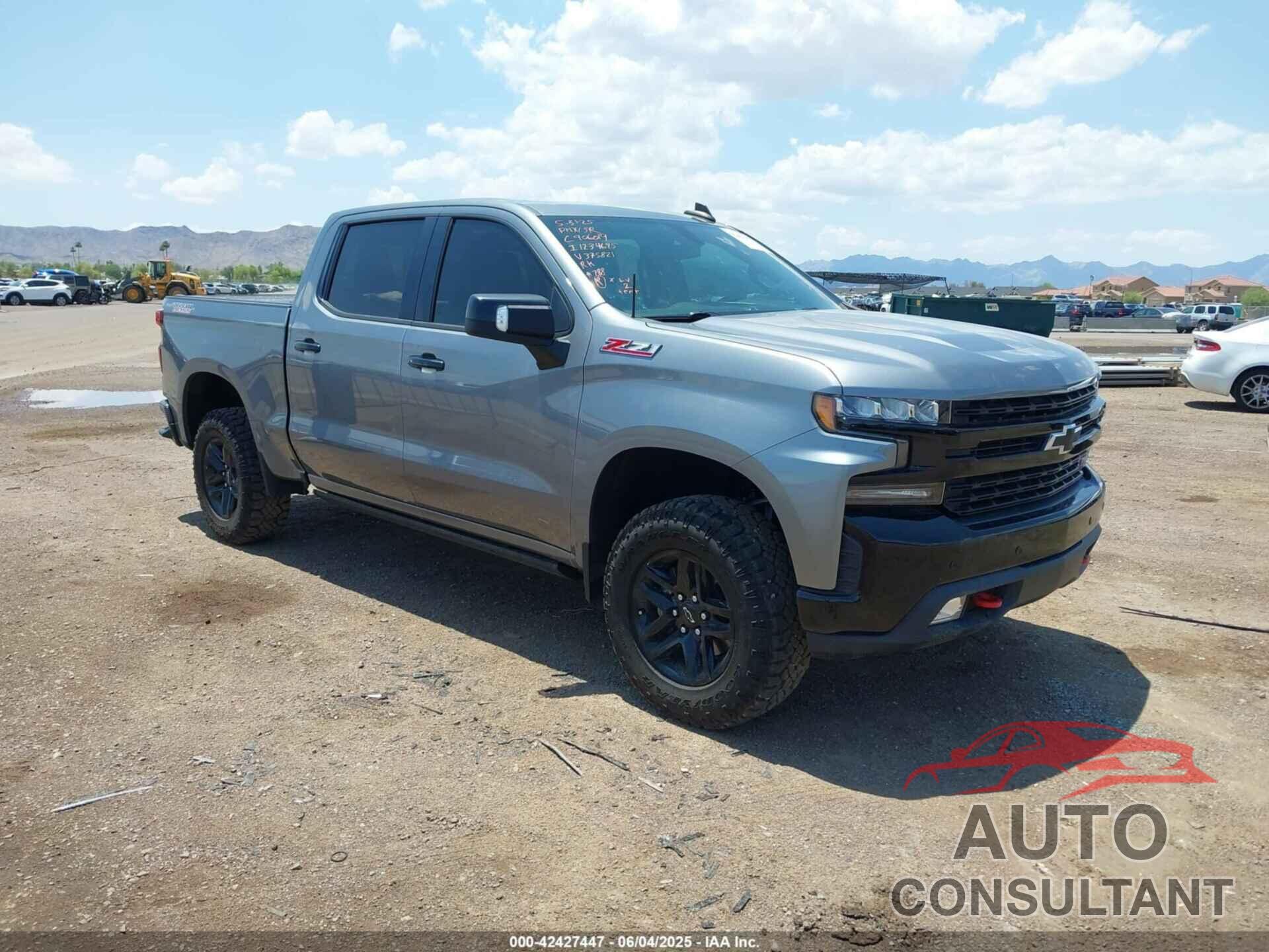 CHEVROLET SILVERADO 1500 2020 - 1GCPYFED8LZ375821