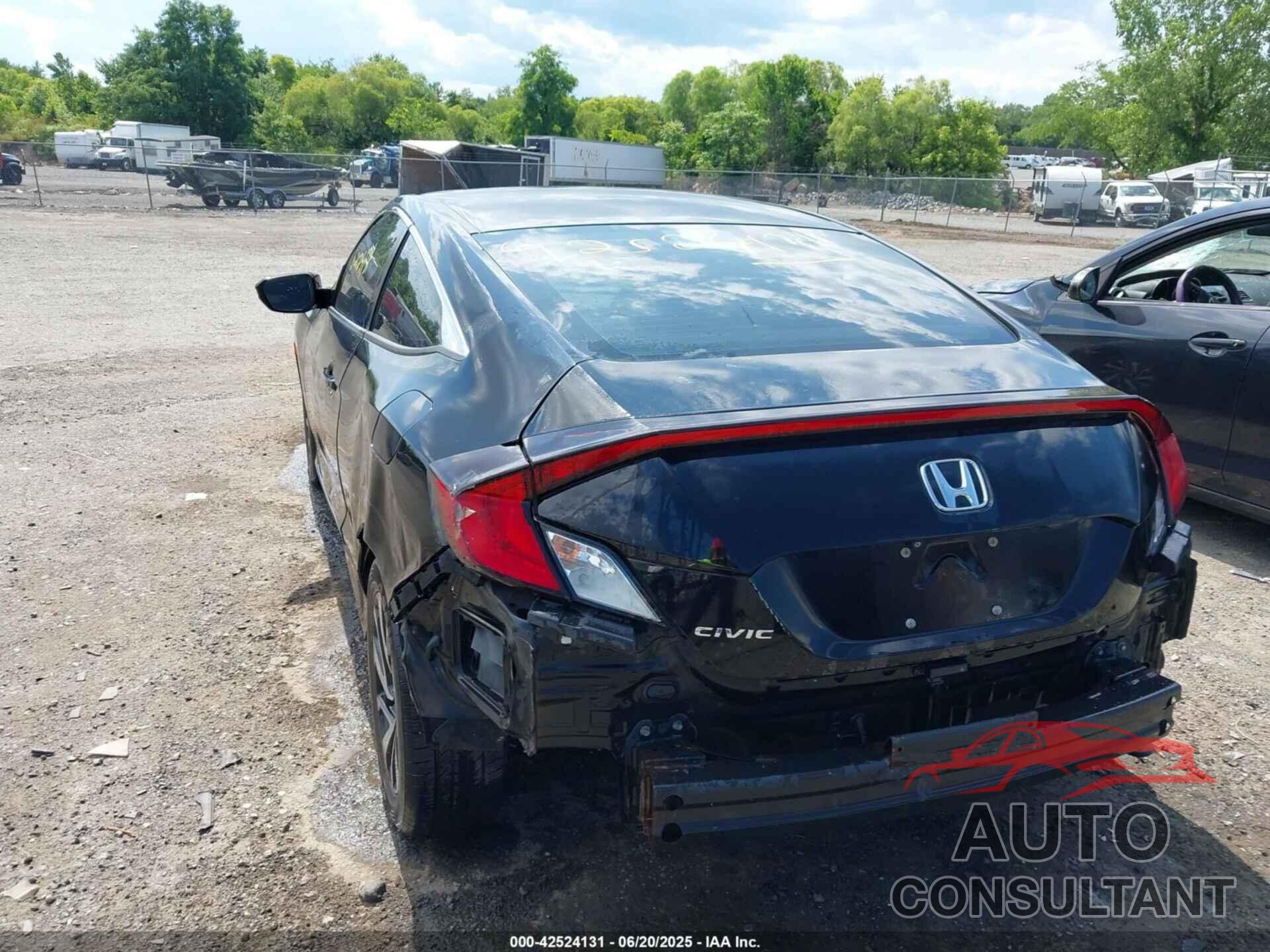 HONDA CIVIC 2017 - 2HGFC4B01HH304596