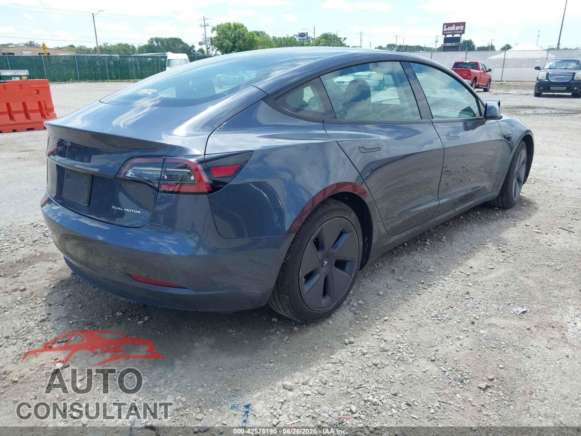 TESLA MODEL 3 2021 - 5YJ3E1EB7MF903512