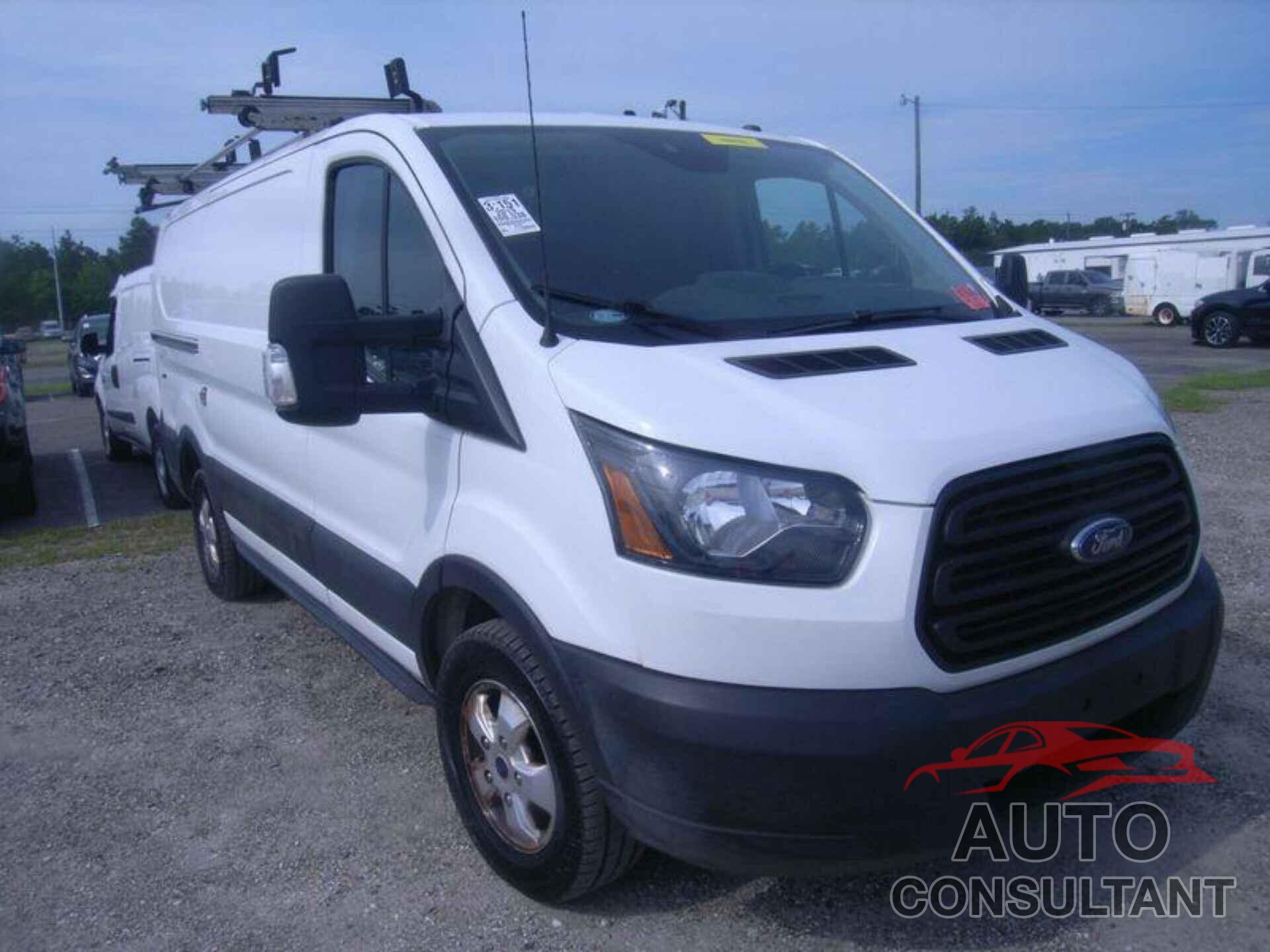 FORD TRANSIT-250 2019 - 1FTYR1YG9KKB48168