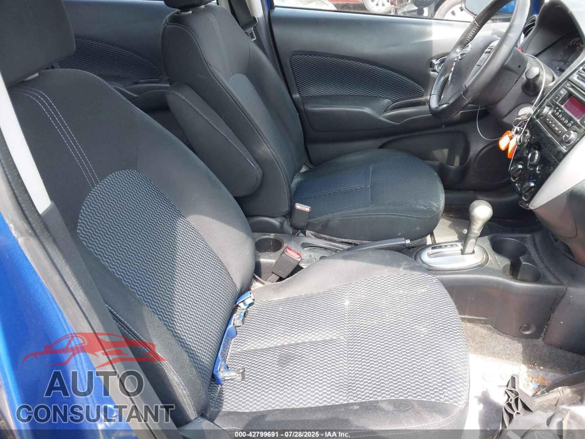 NISSAN VERSA NOTE 2015 - 3N1CE2CP8FL359582