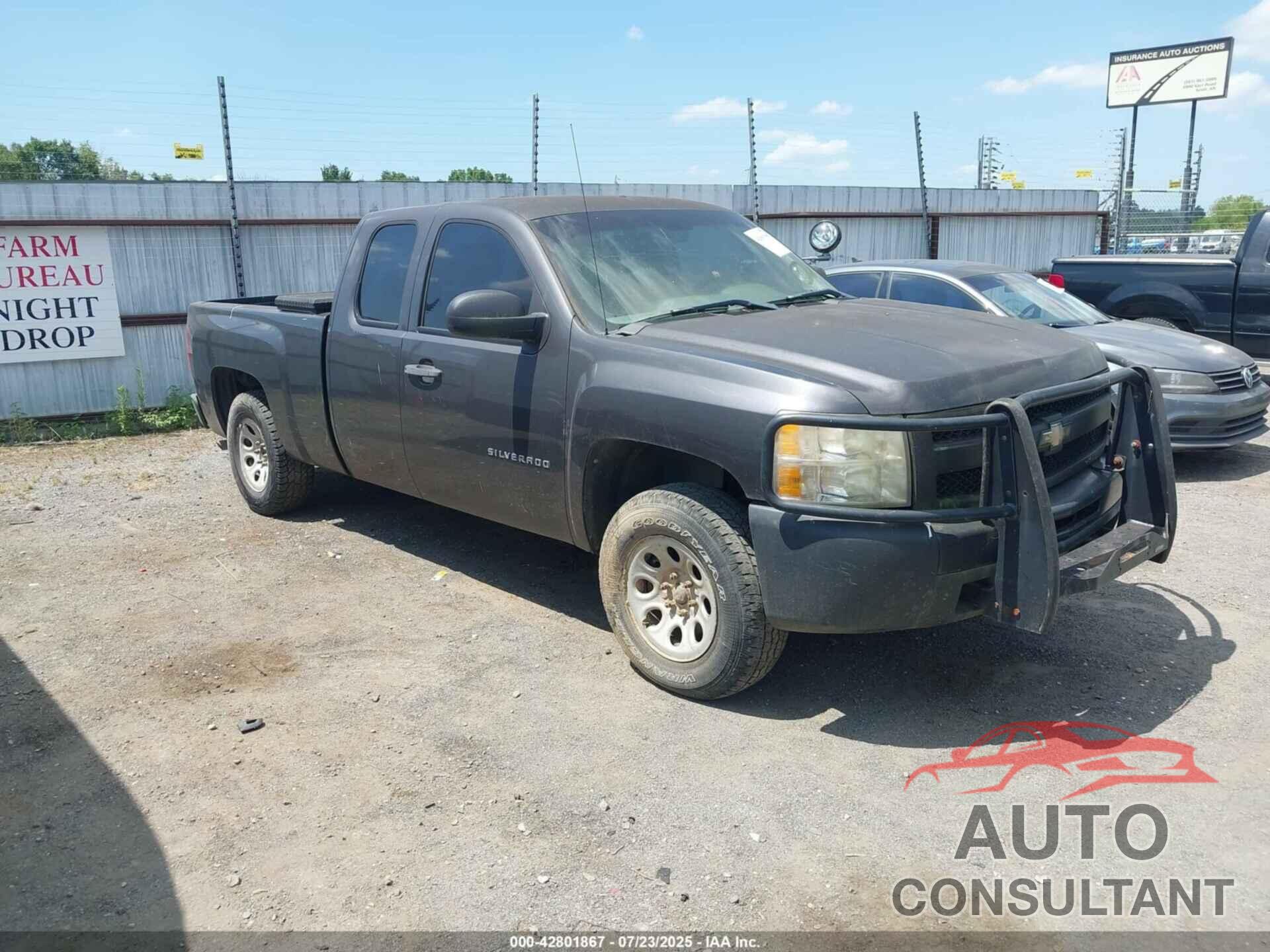 CHEVROLET SILVERADO 1500 2010 - 1GCSKPE32AZ231235