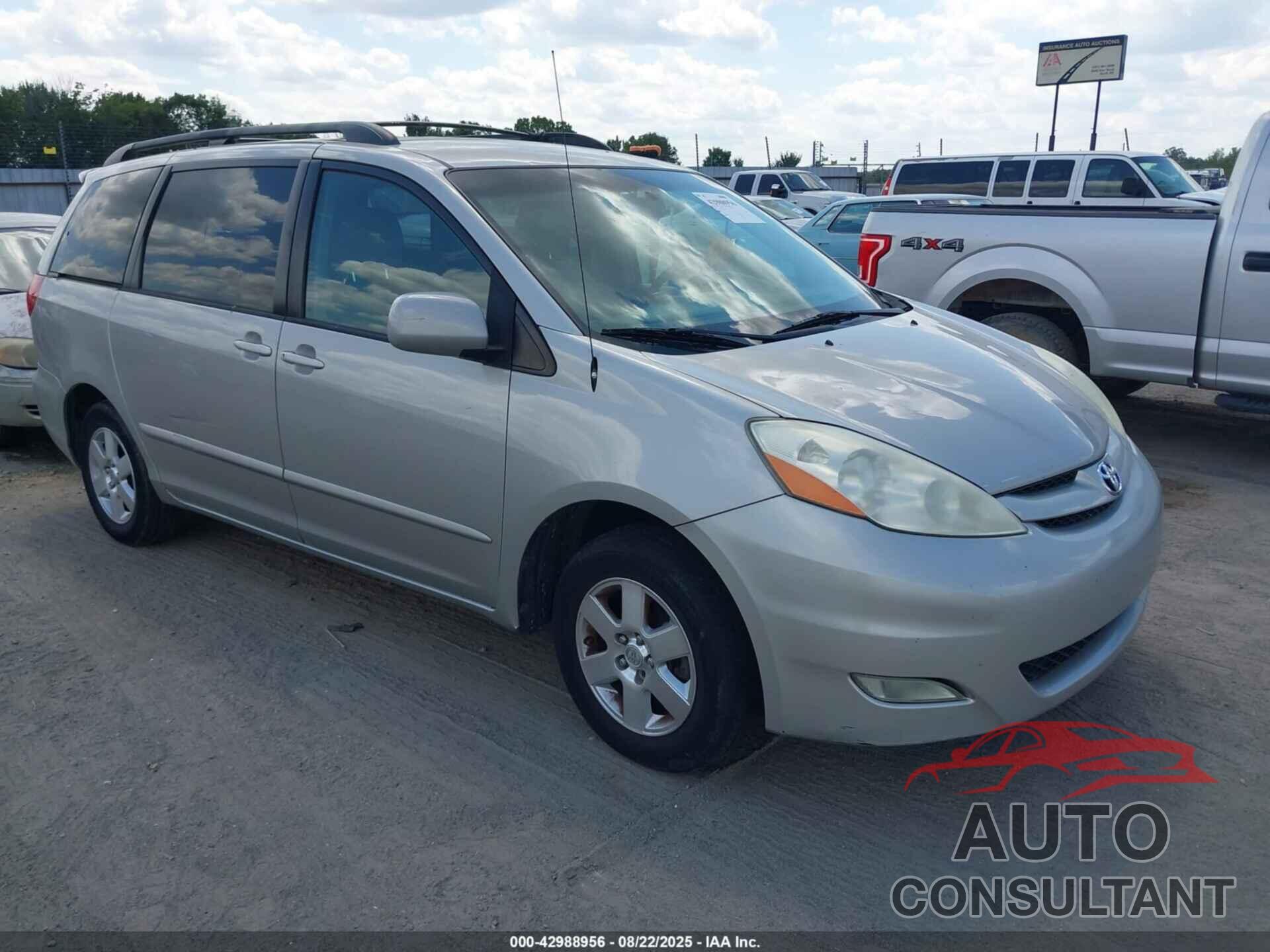 TOYOTA SIENNA 2009 - 5TDZK22C69S235369
