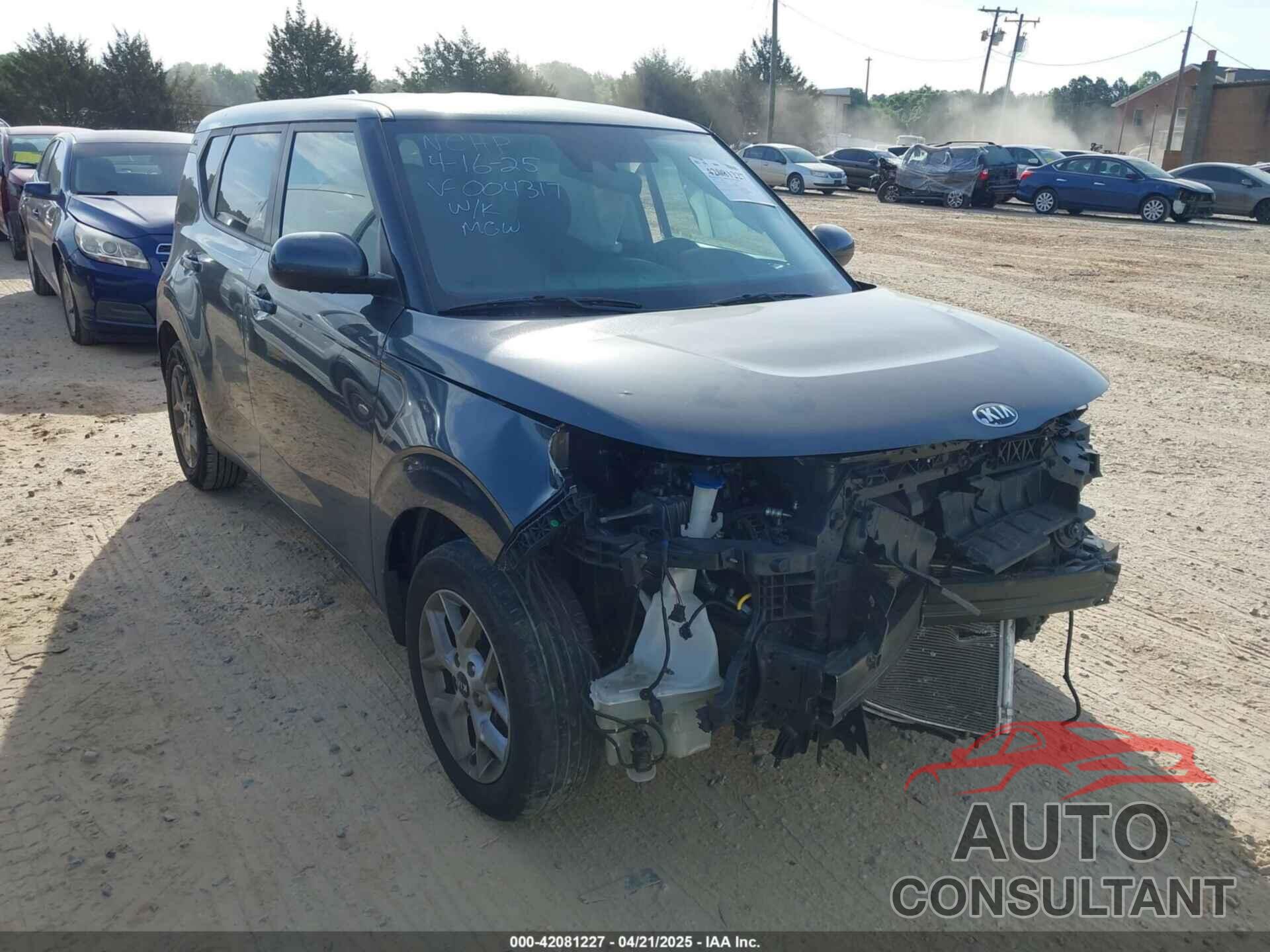 KIA SOUL 2020 - KNDJ23AU7L7004317