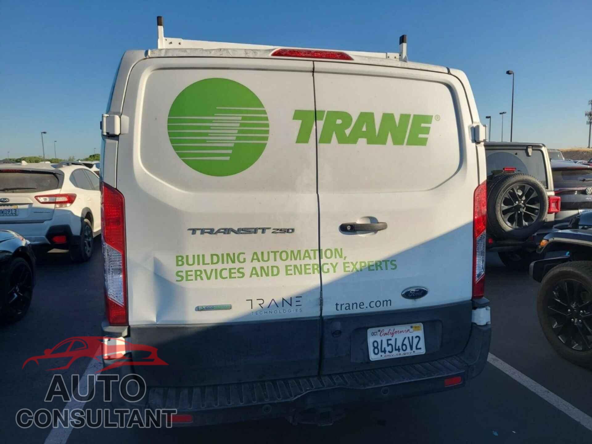 FORD TRANSIT 2019 - 1FTYR1YG8KKB48274