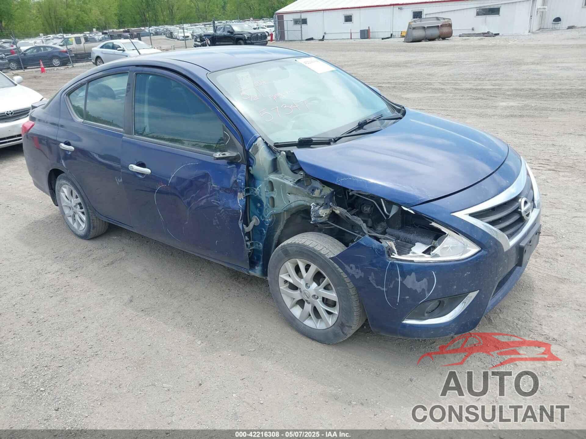 NISSAN VERSA 2019 - 3N1CN7AP7KL809443