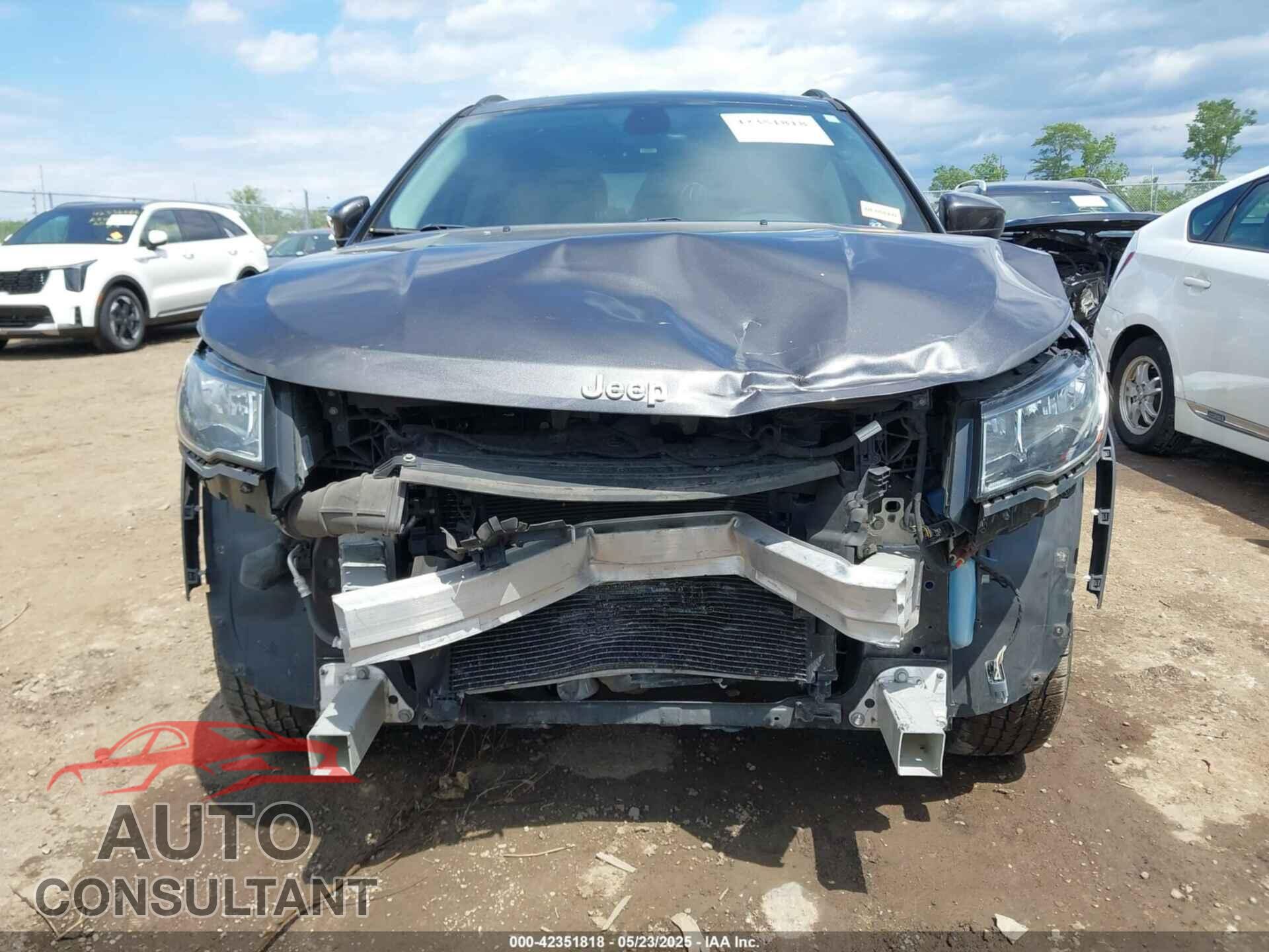 JEEP COMPASS 2018 - 3C4NJDBB5JT355582