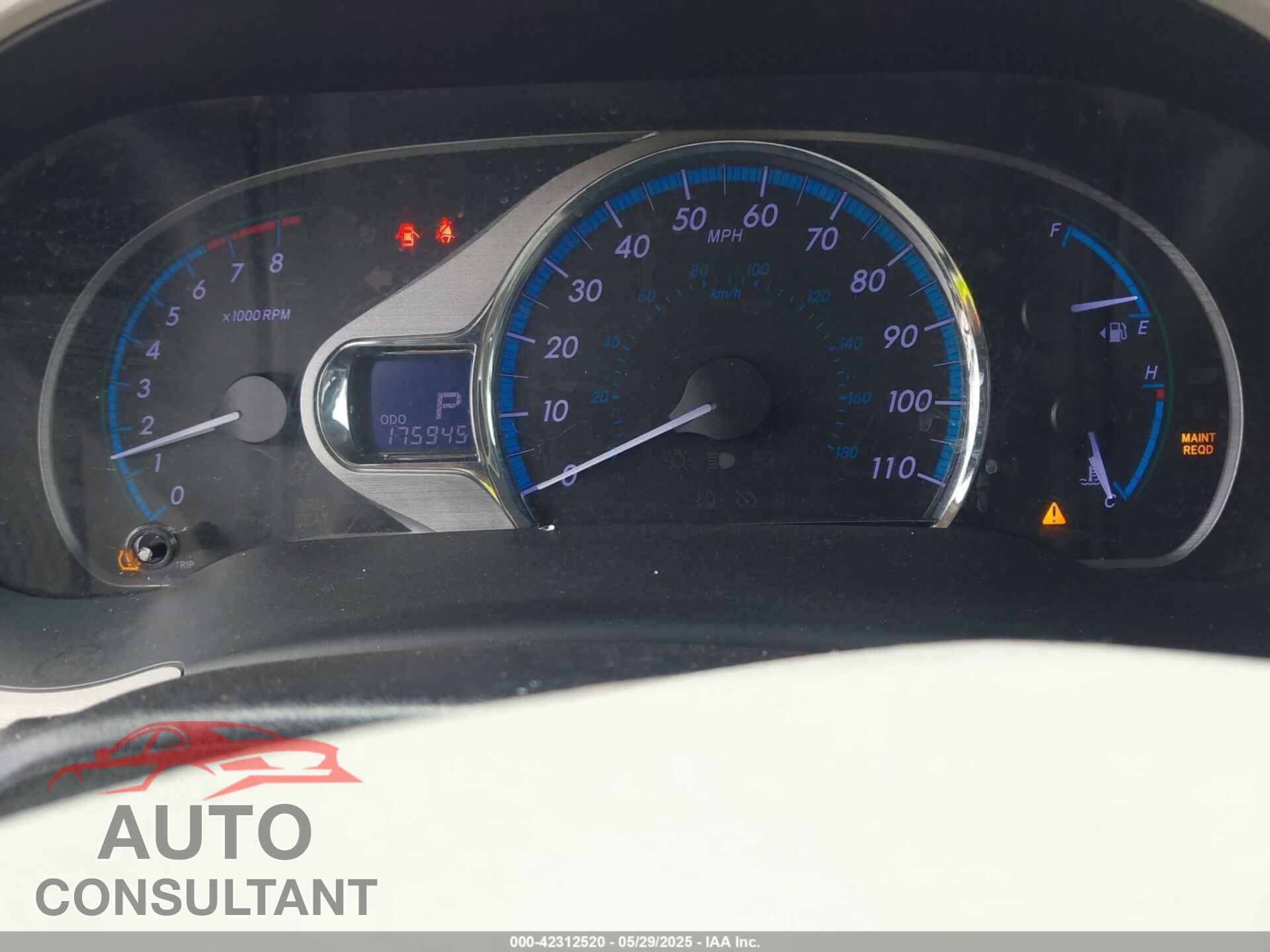 TOYOTA SIENNA 2011 - 5TDYK3DC7BS067407