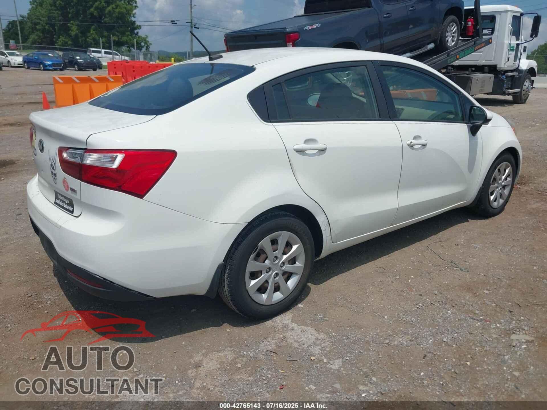 KIA RIO 2014 - KNADM4A38E6324224