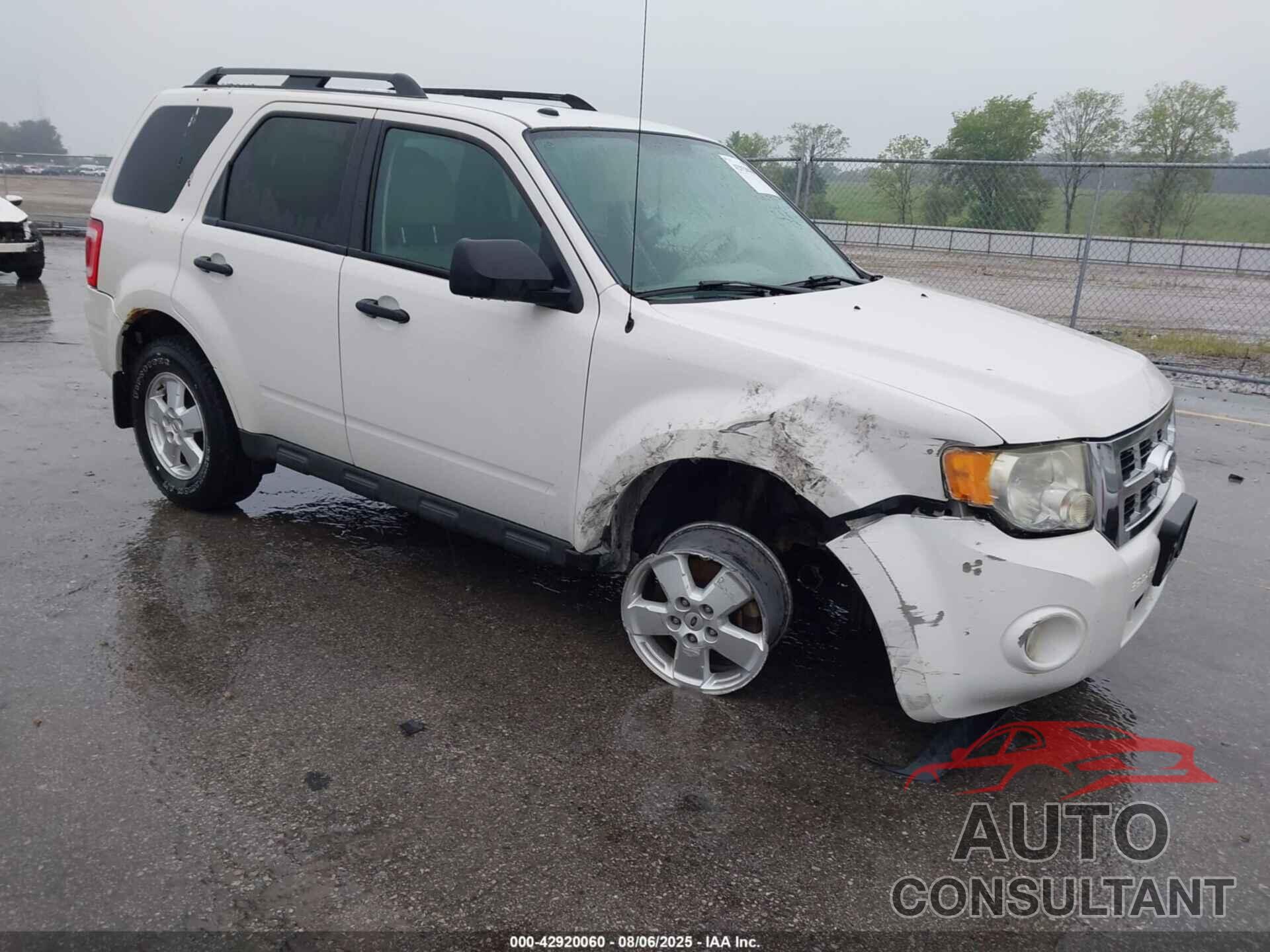 FORD ESCAPE 2011 - 1FMCU9DG6BKB03102