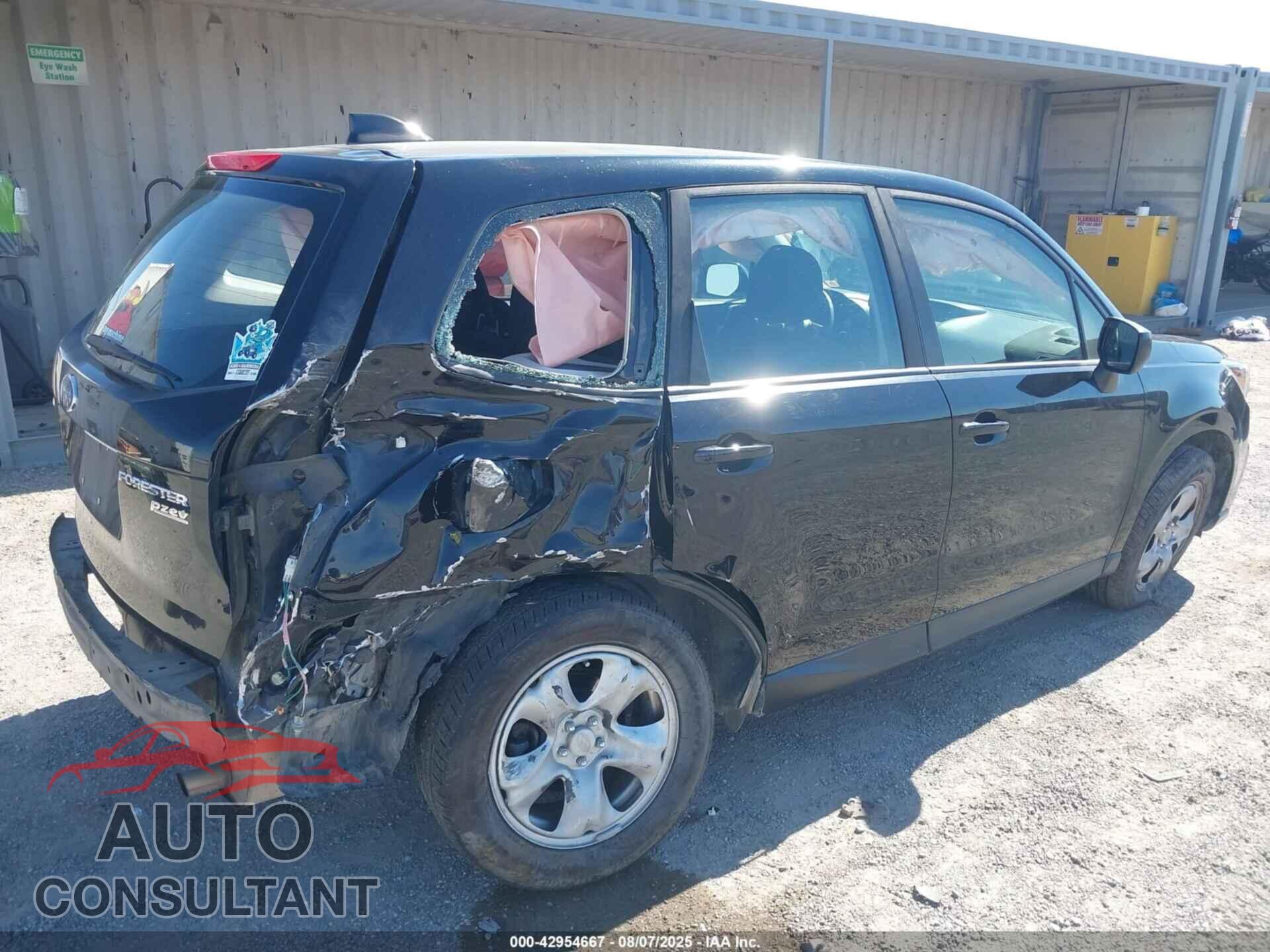 SUBARU FORESTER 2017 - JF2SJAAC3HH807602