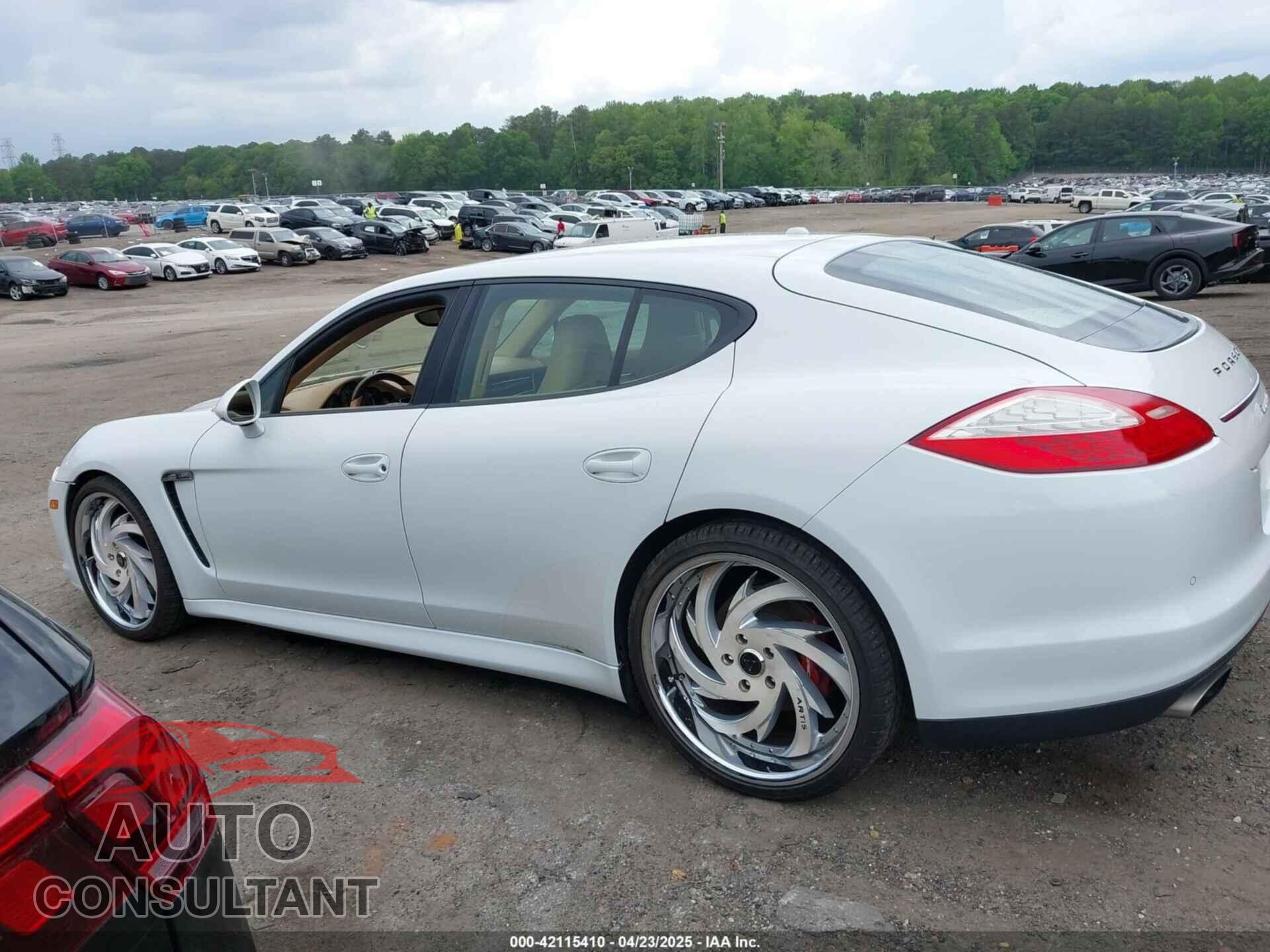 PORSCHE PANAMERA 2013 - WP0AA2A72DL014124