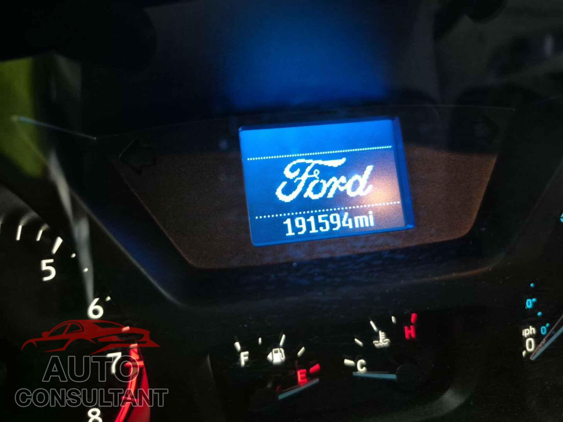 FORD TRANSIT-150 2019 - 1FTYE1YM0KKB31924