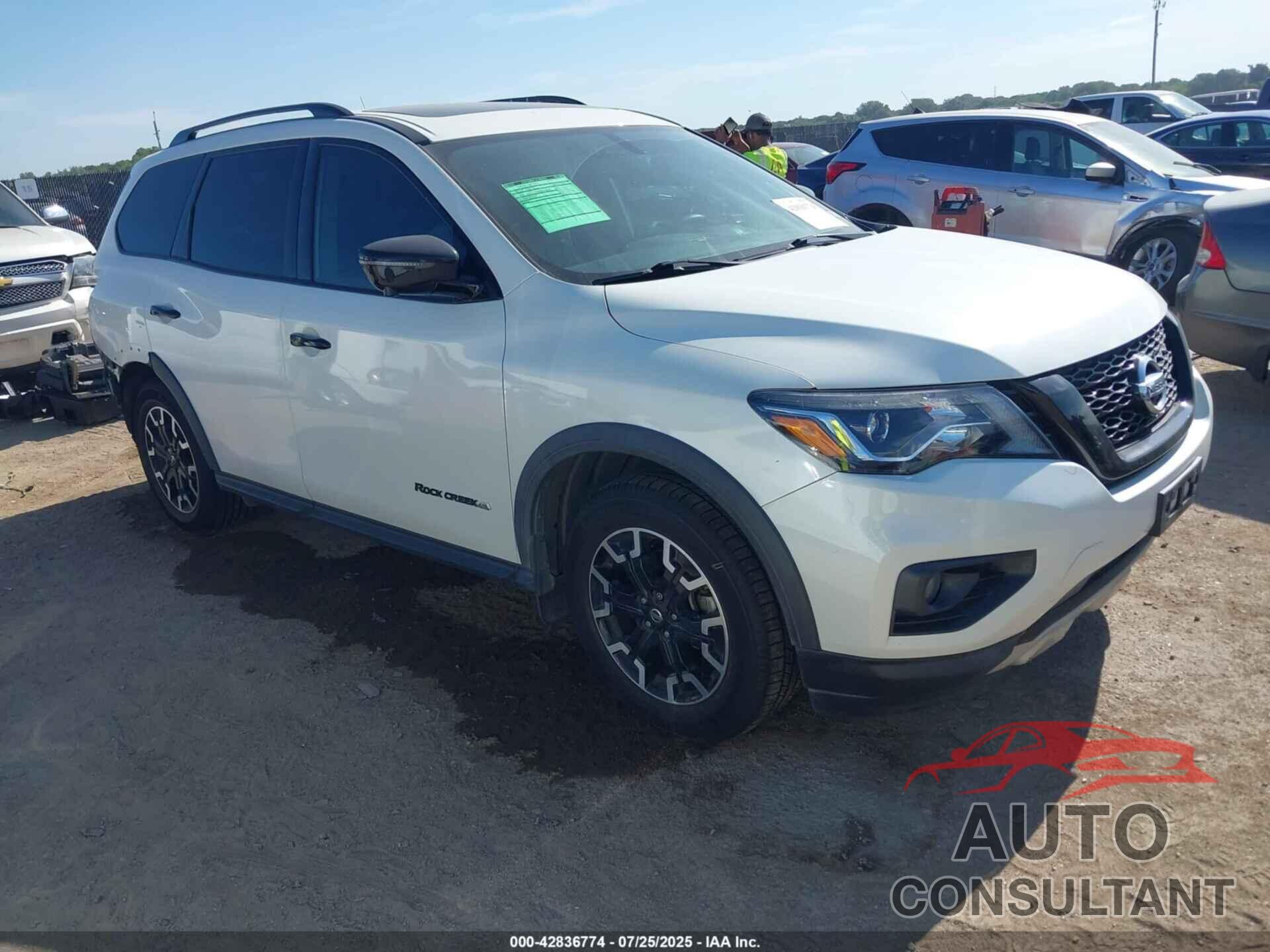 NISSAN PATHFINDER 2020 - 5N1DR2CN5LC642349