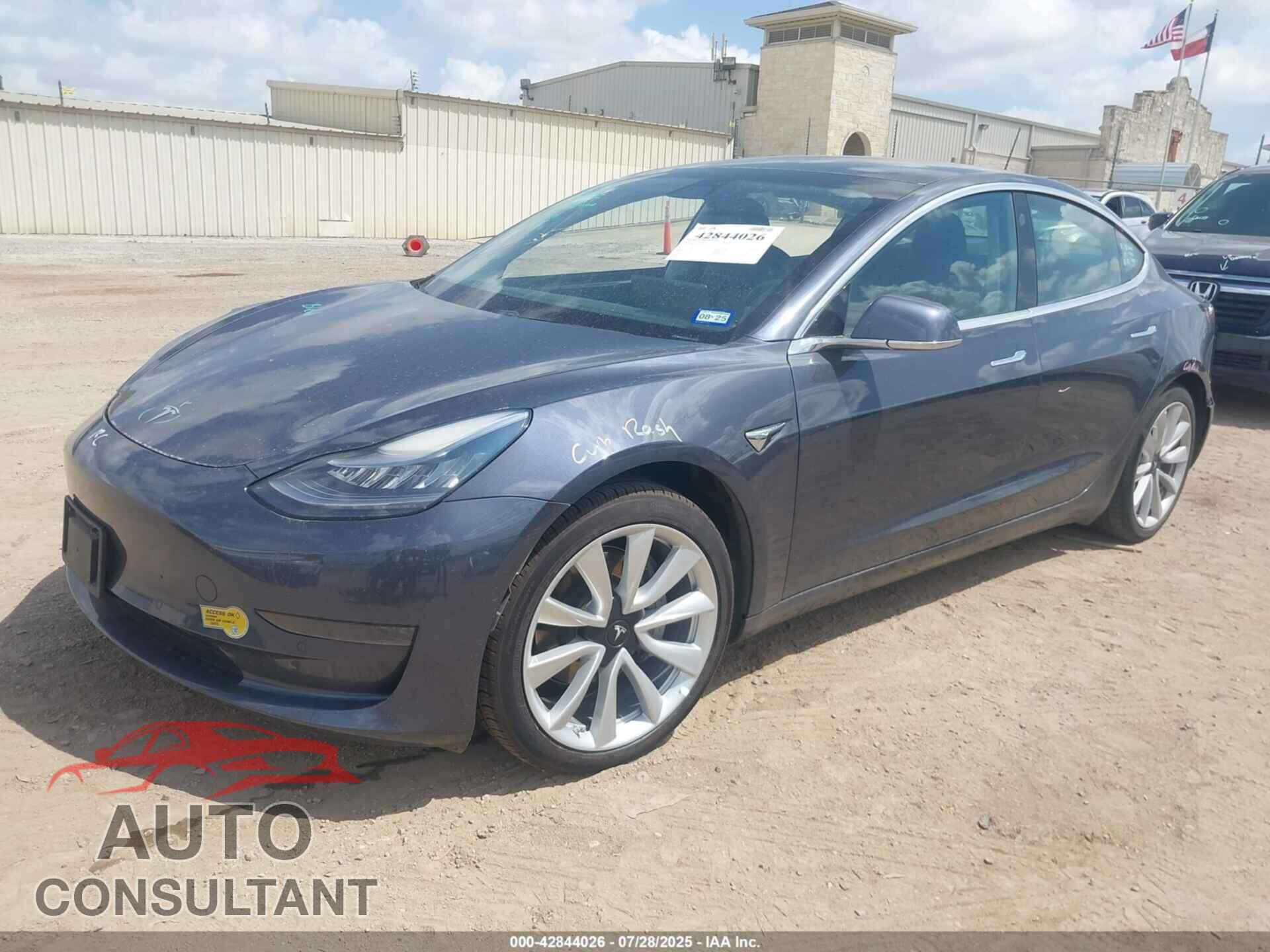 TESLA MODEL 3 2020 - 5YJ3E1EA0LF745777