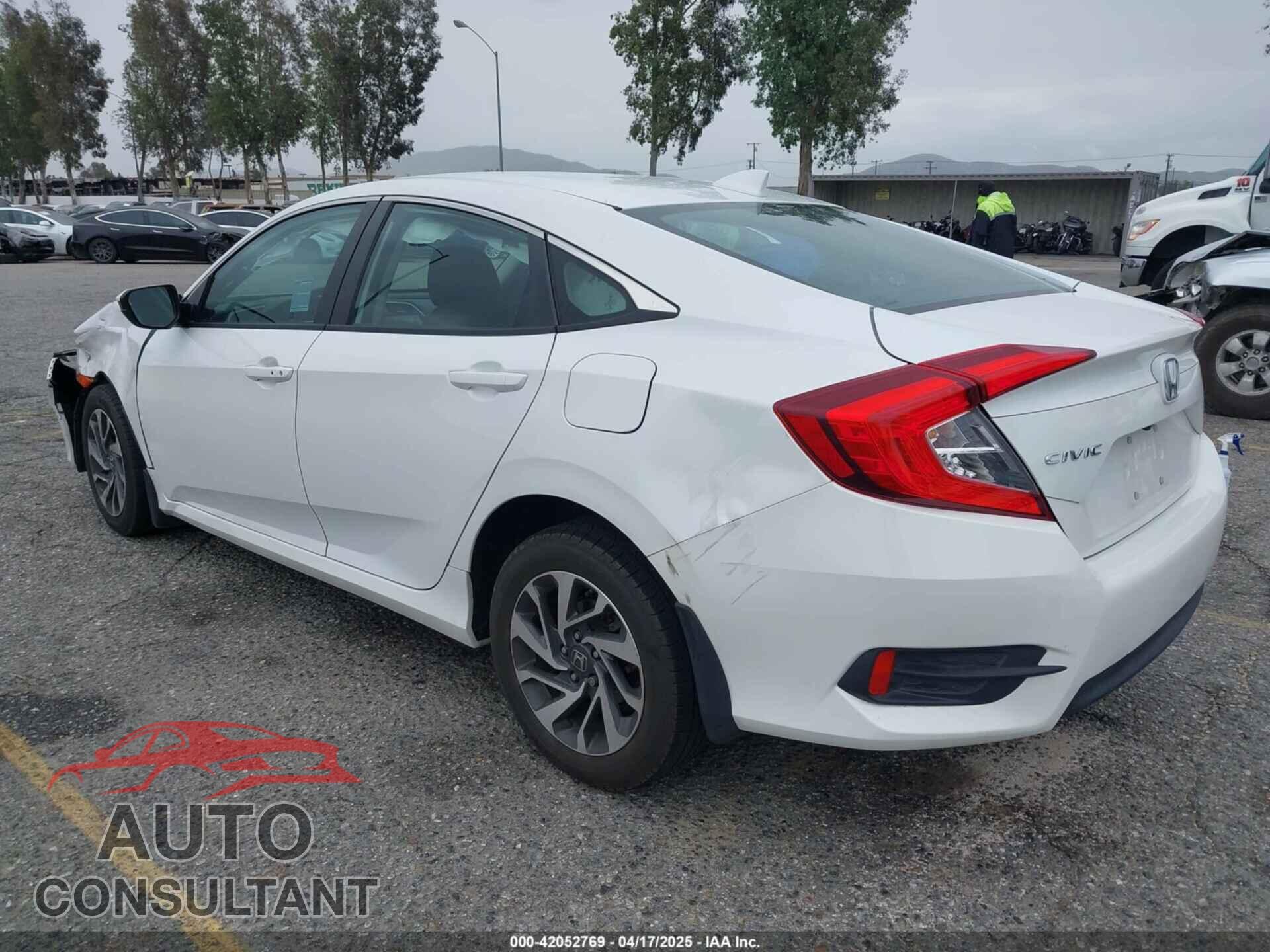 HONDA CIVIC 2017 - 2HGFC2F74HH560078