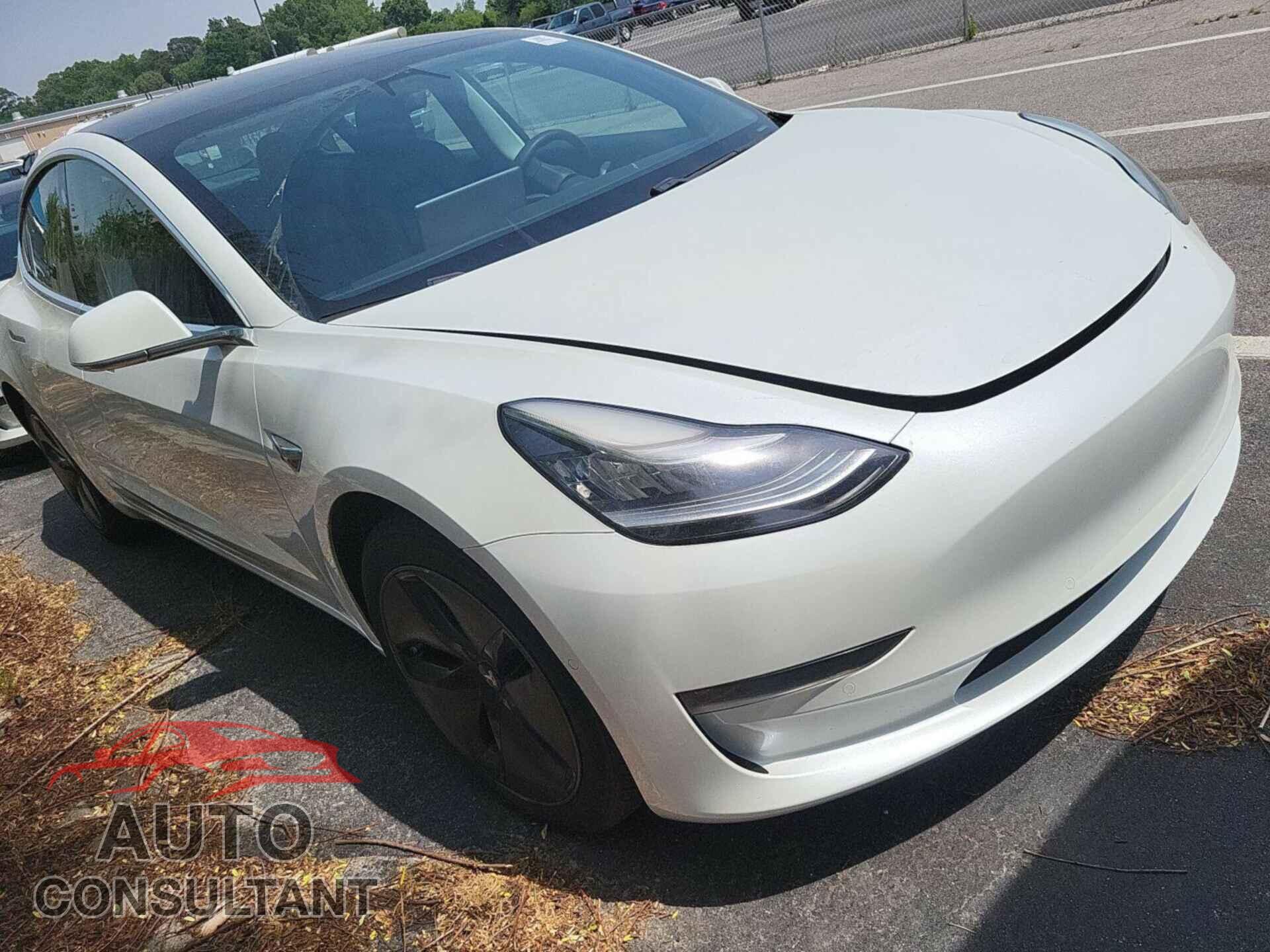 TESLA MODEL 3 2020 - 5YJ3E1EBXLF795045