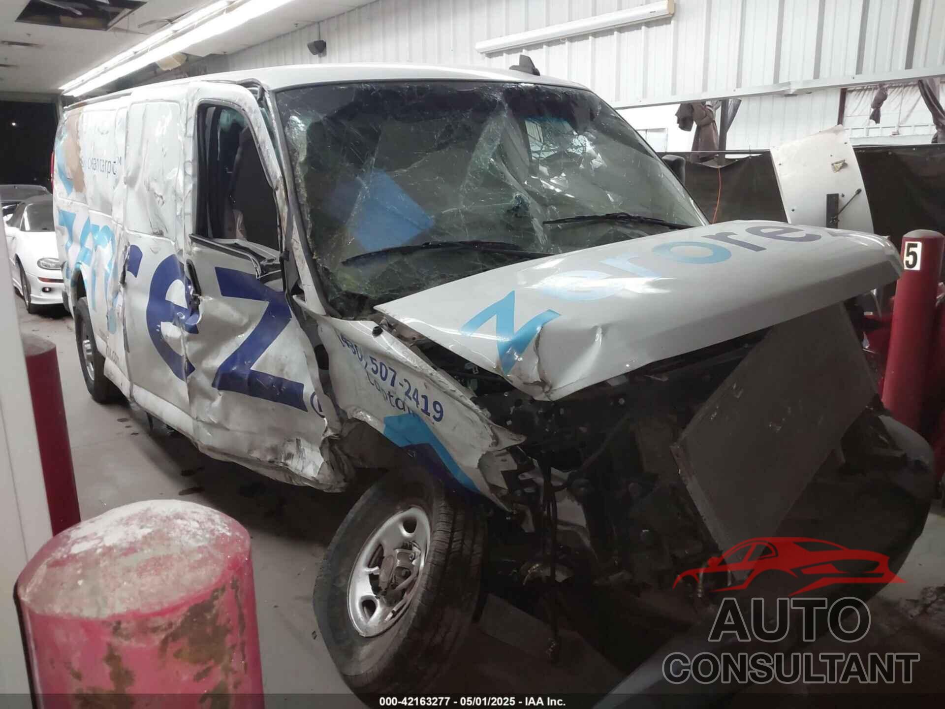 CHEVROLET EXPRESS CARGO 2021 - 1GCWGBF77M1144909