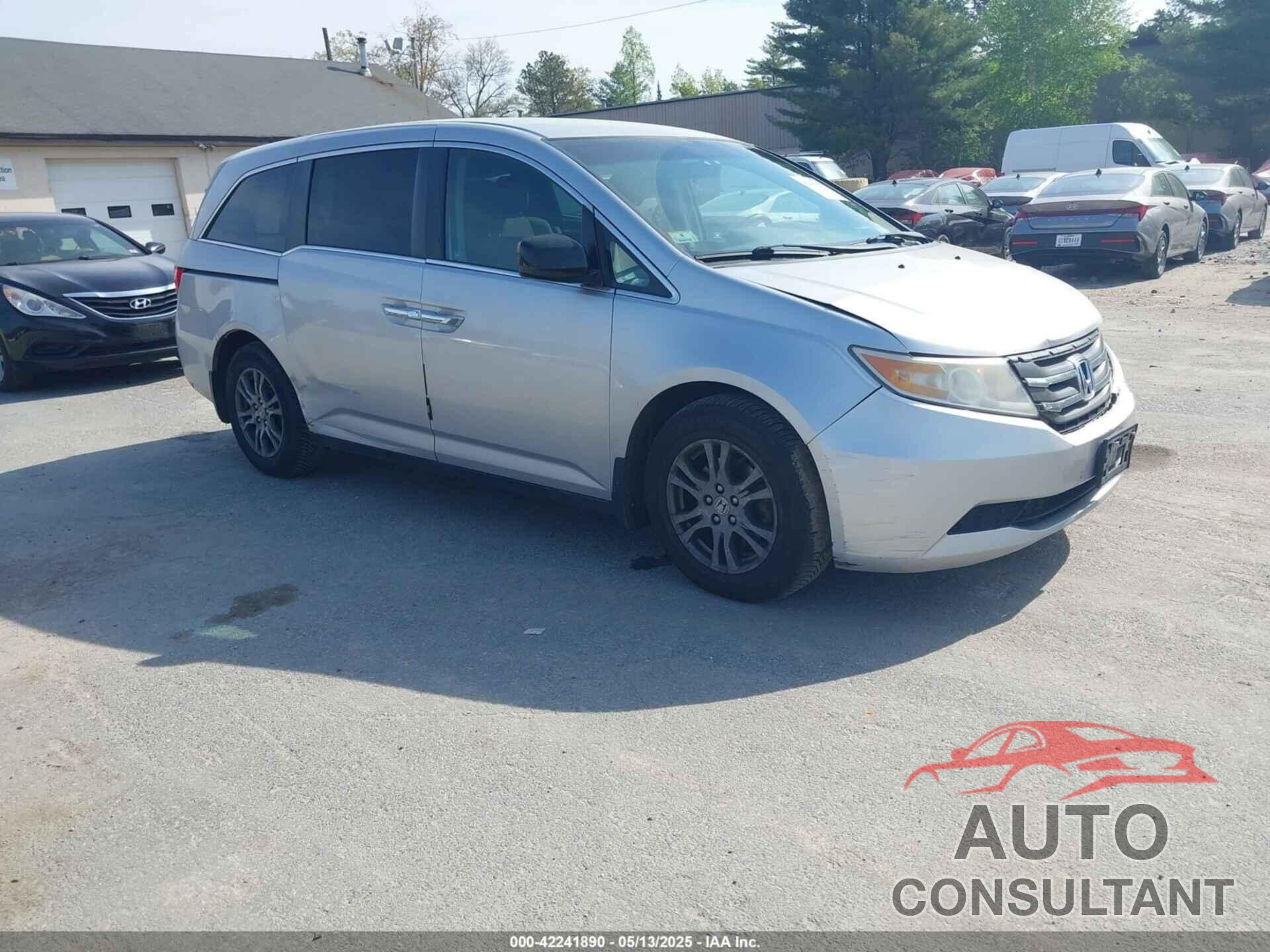 HONDA ODYSSEY 2011 - 5FNRL5H48BB030855