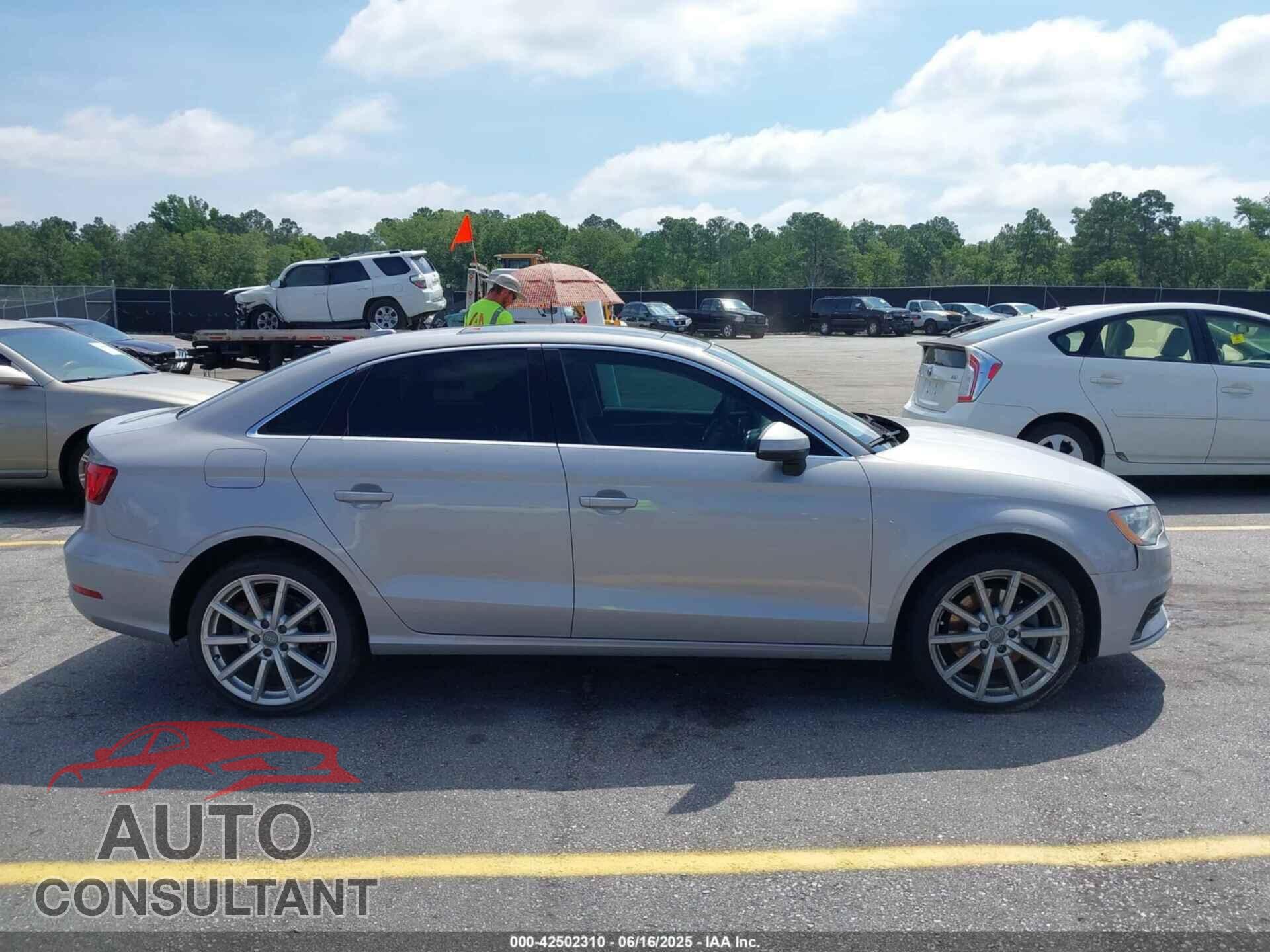 AUDI A3 2015 - WAUCCGFF6F1061507