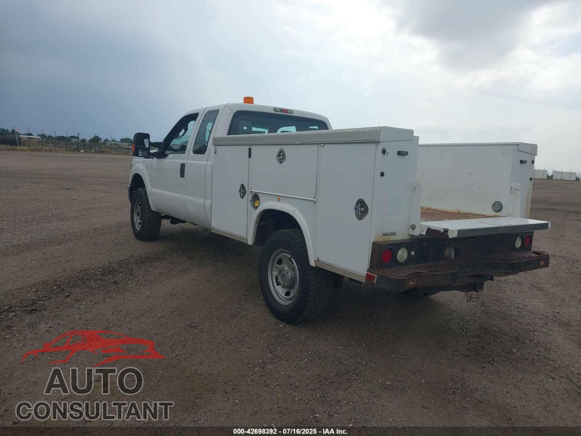 FORD F-350 2014 - 1FD8X3B66EEB70385