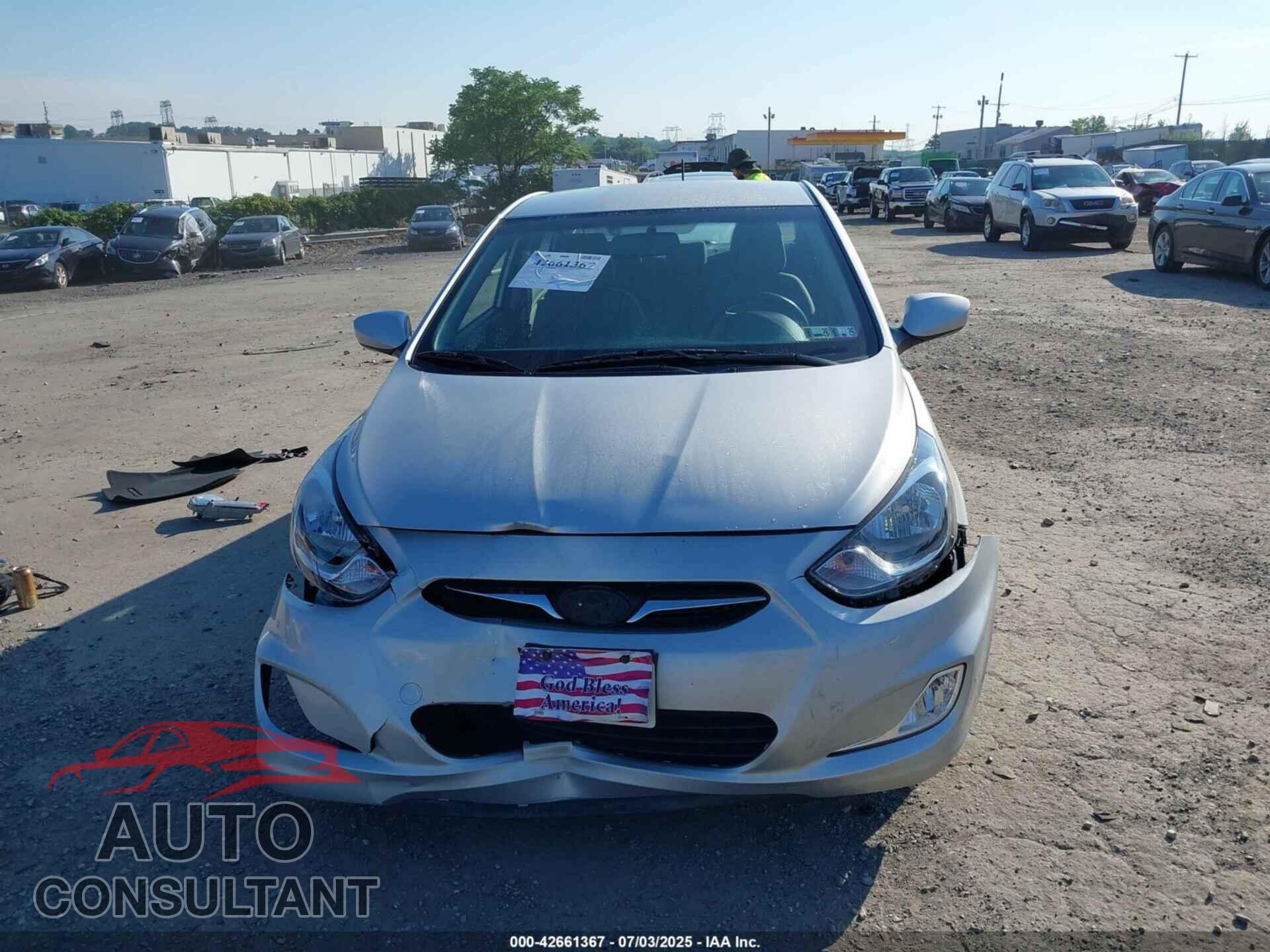HYUNDAI ACCENT 2013 - KMHCU4AE4DU321472